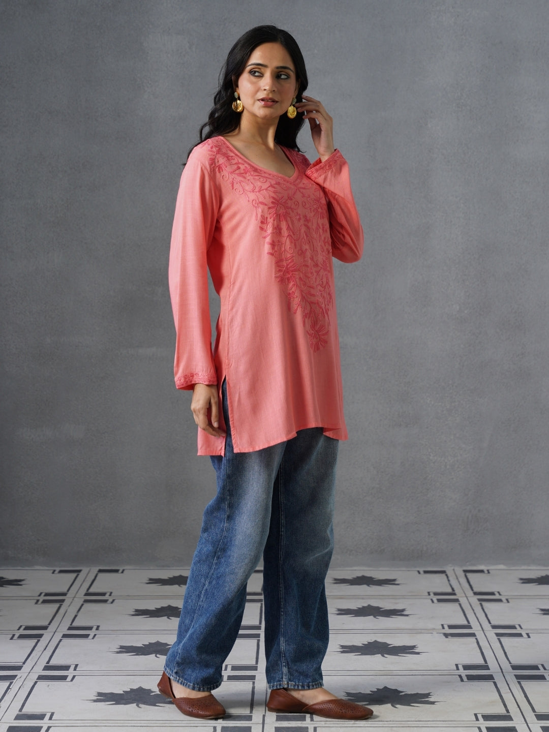 Women’s Pink Kashmiri Aari Embroidered Floral Short Kurti – Casual & Office Wear