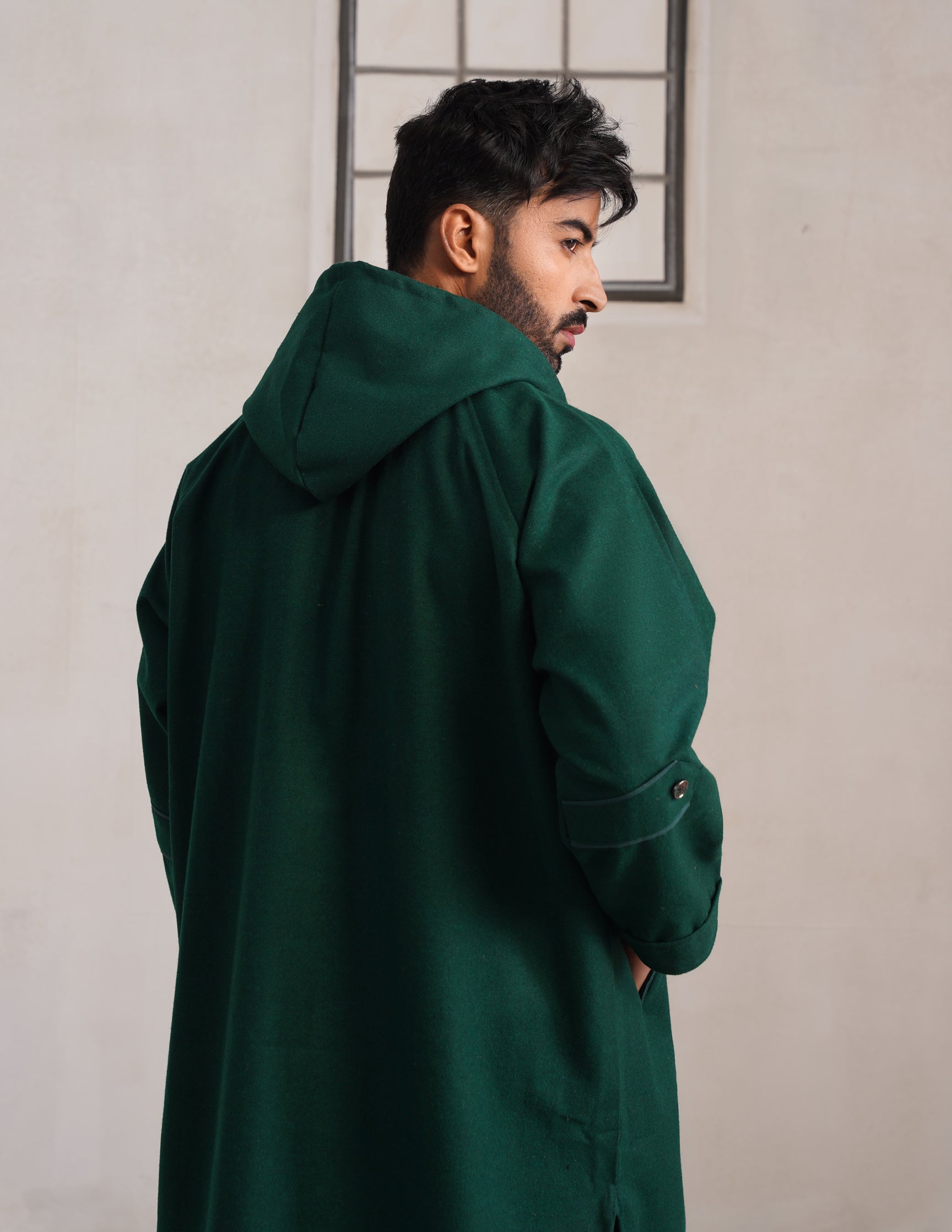 Green Hooded Long Coat-Style Men’s Phiran – Kashmiri Tweed Winter Pheran | AAGAZ
