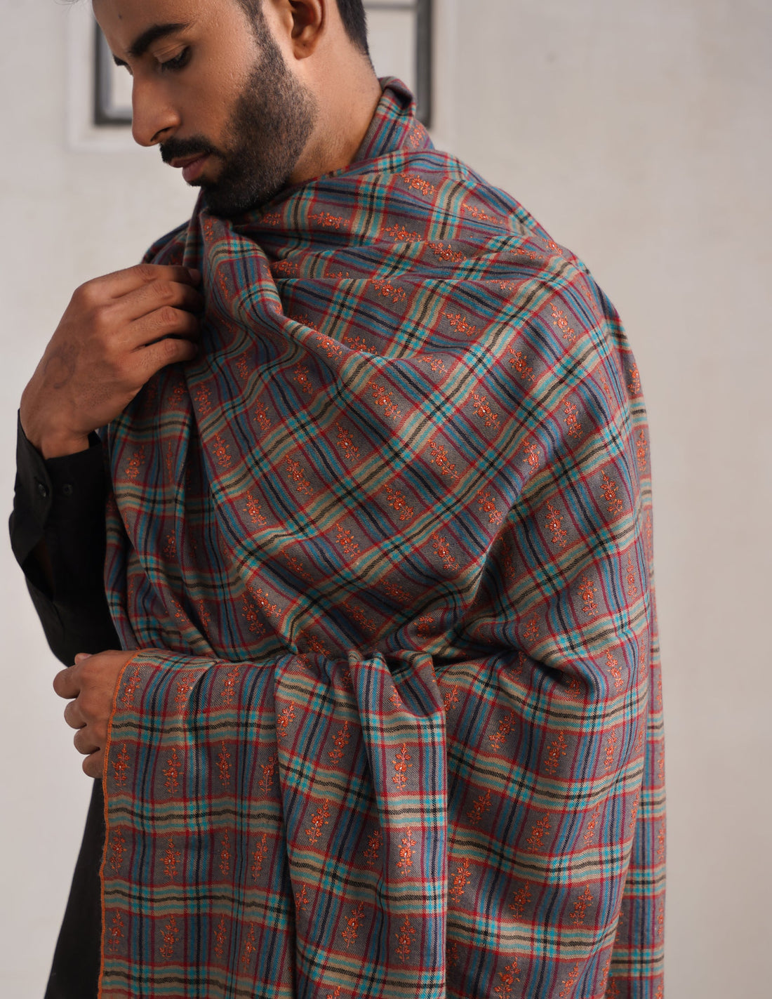 Bootidar Modern Design Multicolour Shawl – Orange & Rust Sozni