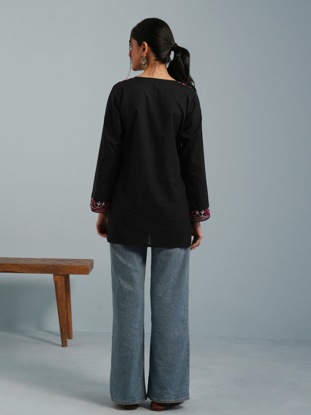 Black Kashmiri Aari Embroidered Rayon Kurta