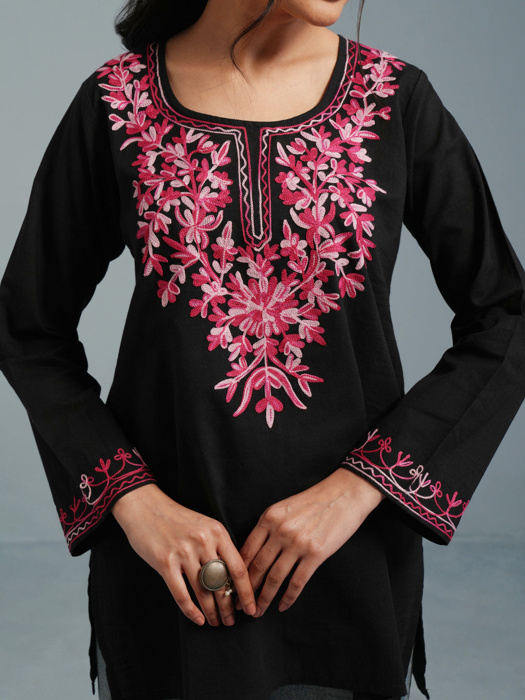 Black Kashmiri Aari Embroidered Rayon Kurta