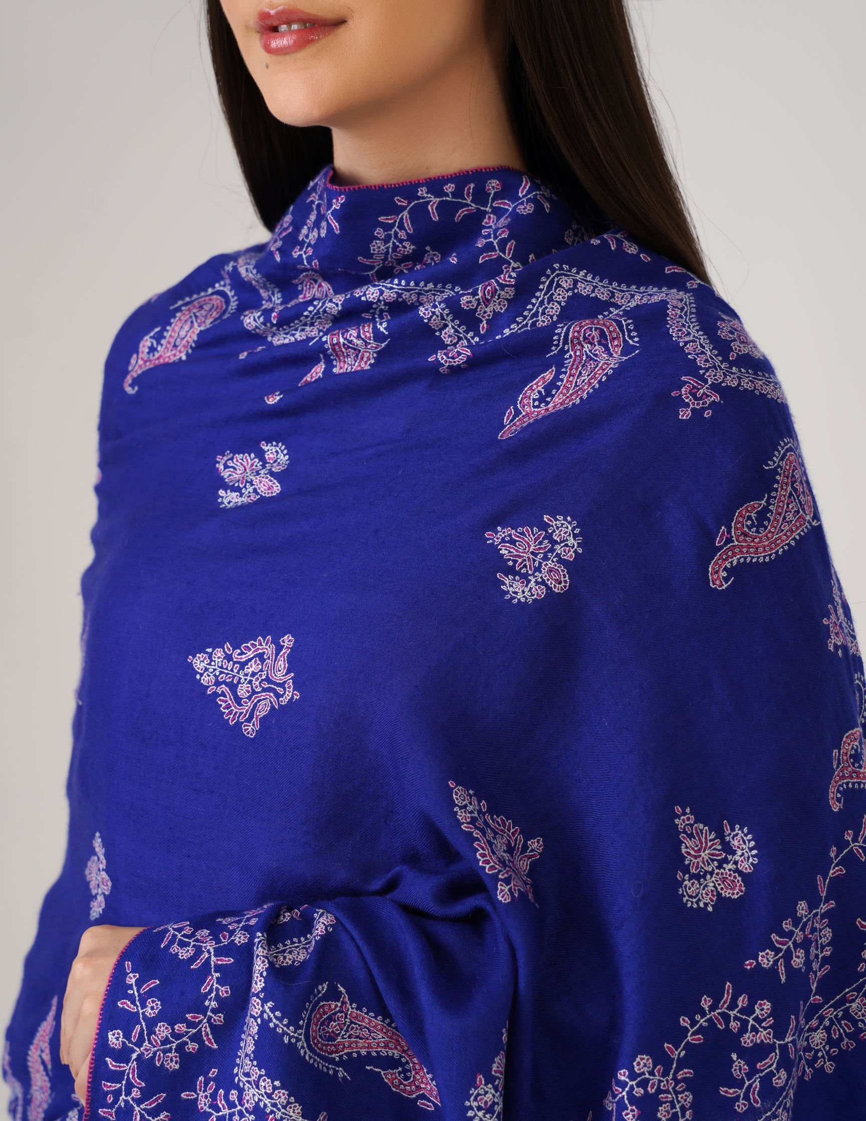 Kashmiri Handwoven Pashmina Sozni Stole Modern Design – Royal Blue | Handwoven Heritage