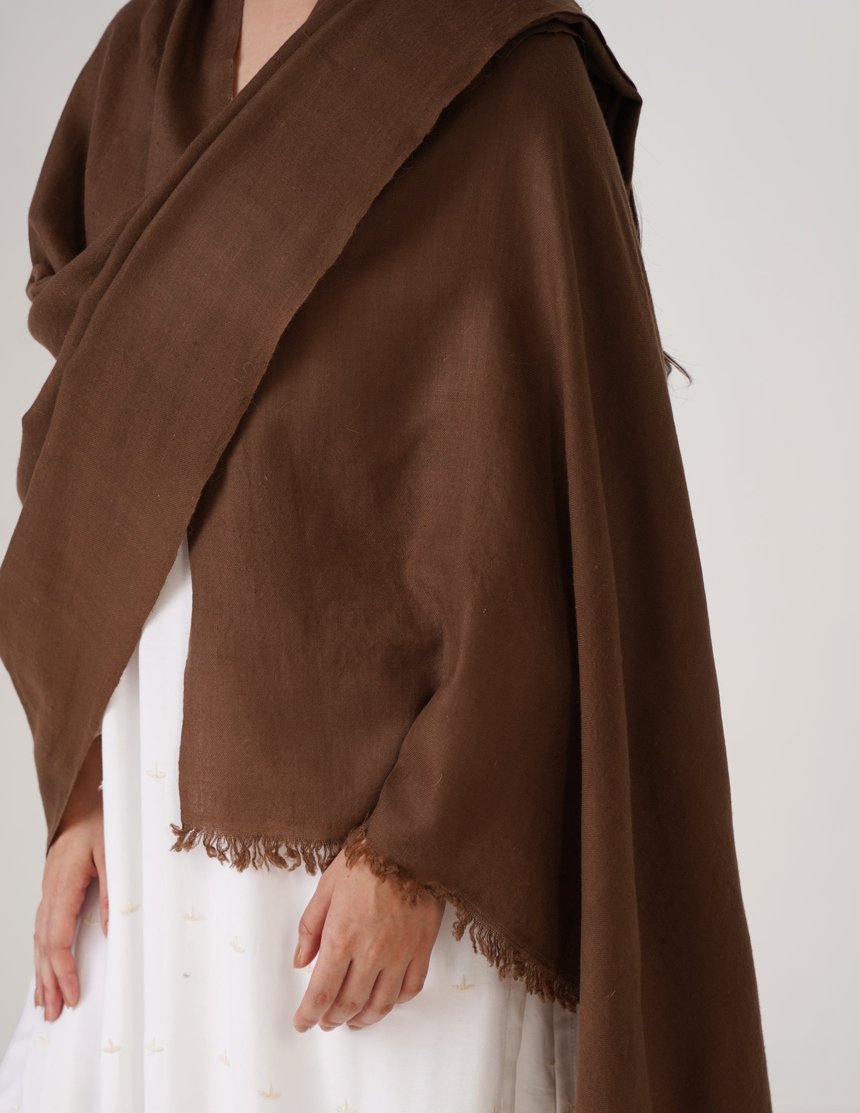 Kashmiri Handwoven Solid Cashmere Pashmina Shawl – Tawny Brown | Handwoven Heritage