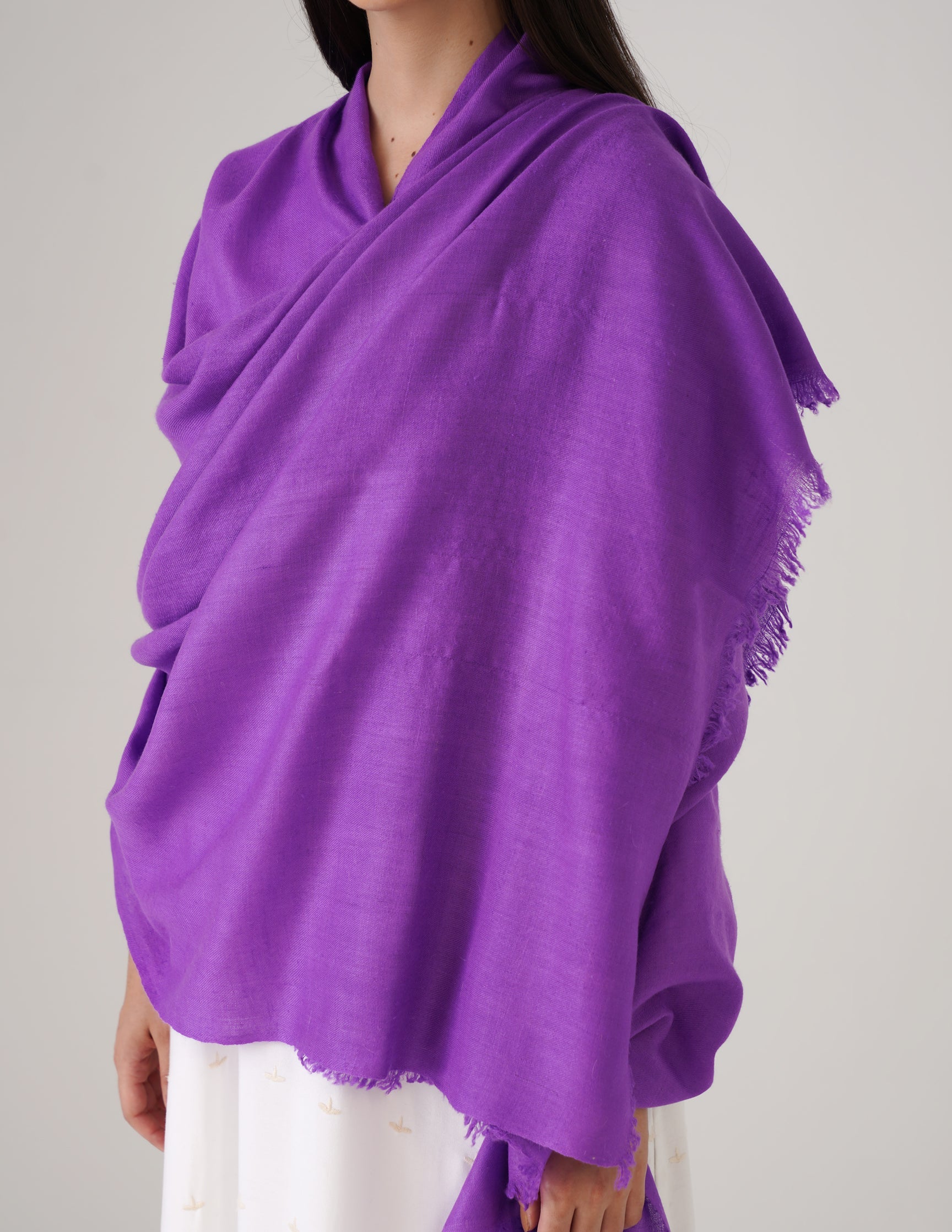 Kashmiri Handwoven Solid Cashmere Pashmina Shawl – Amethyst Purple | Handwoven Heritage