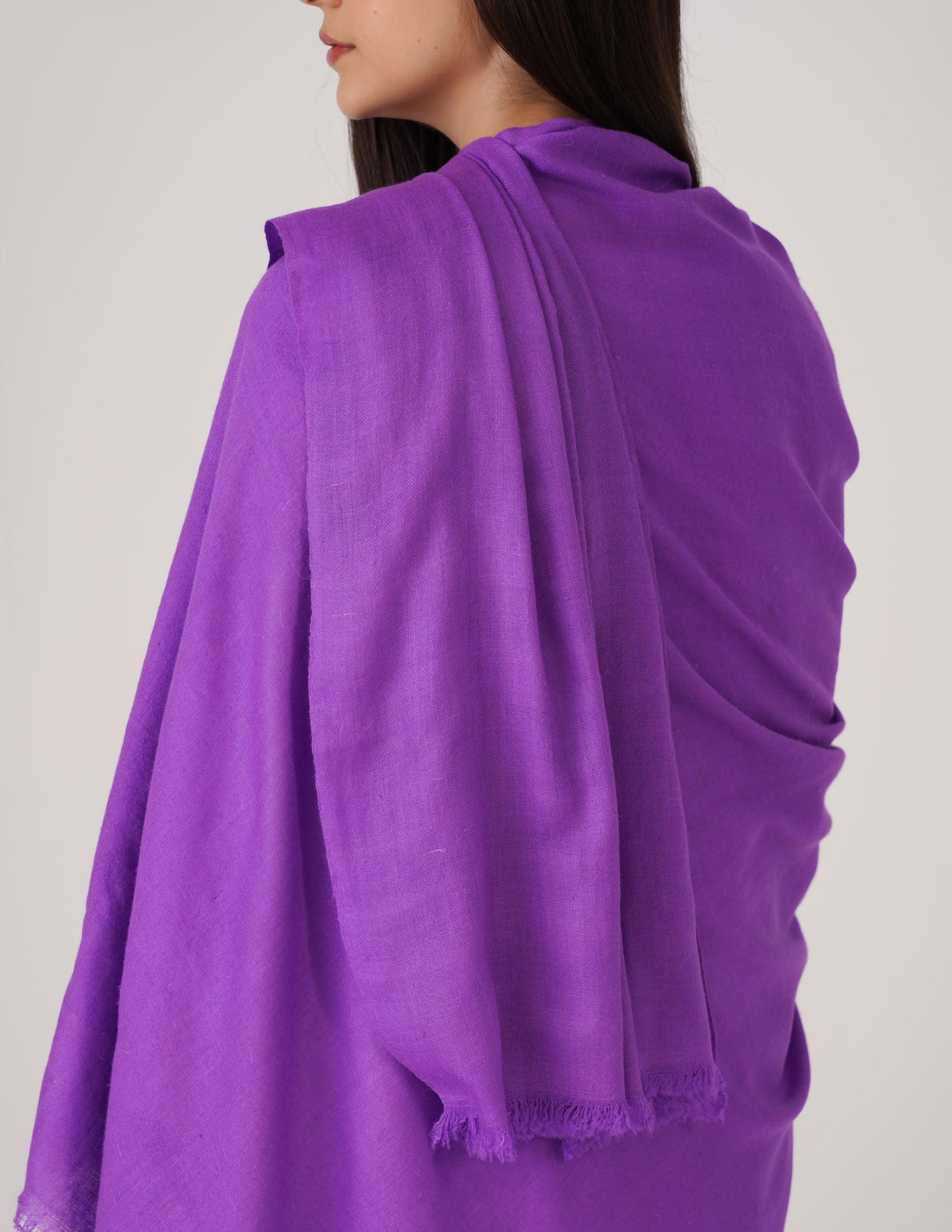 Kashmiri Handwoven Solid Cashmere Pashmina Shawl – Amethyst Purple | Handwoven Heritage