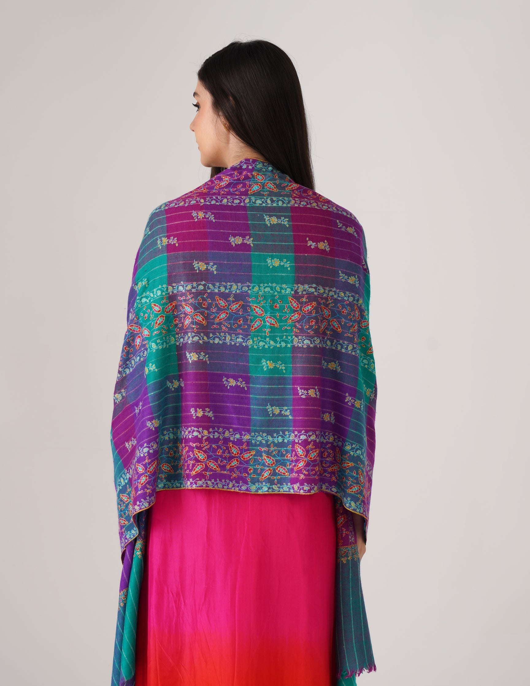 Kashmiri Handwoven Pashmina Sozni Stole Modern Checkered – Natural Undyed | Handwoven Heritage (Copy)