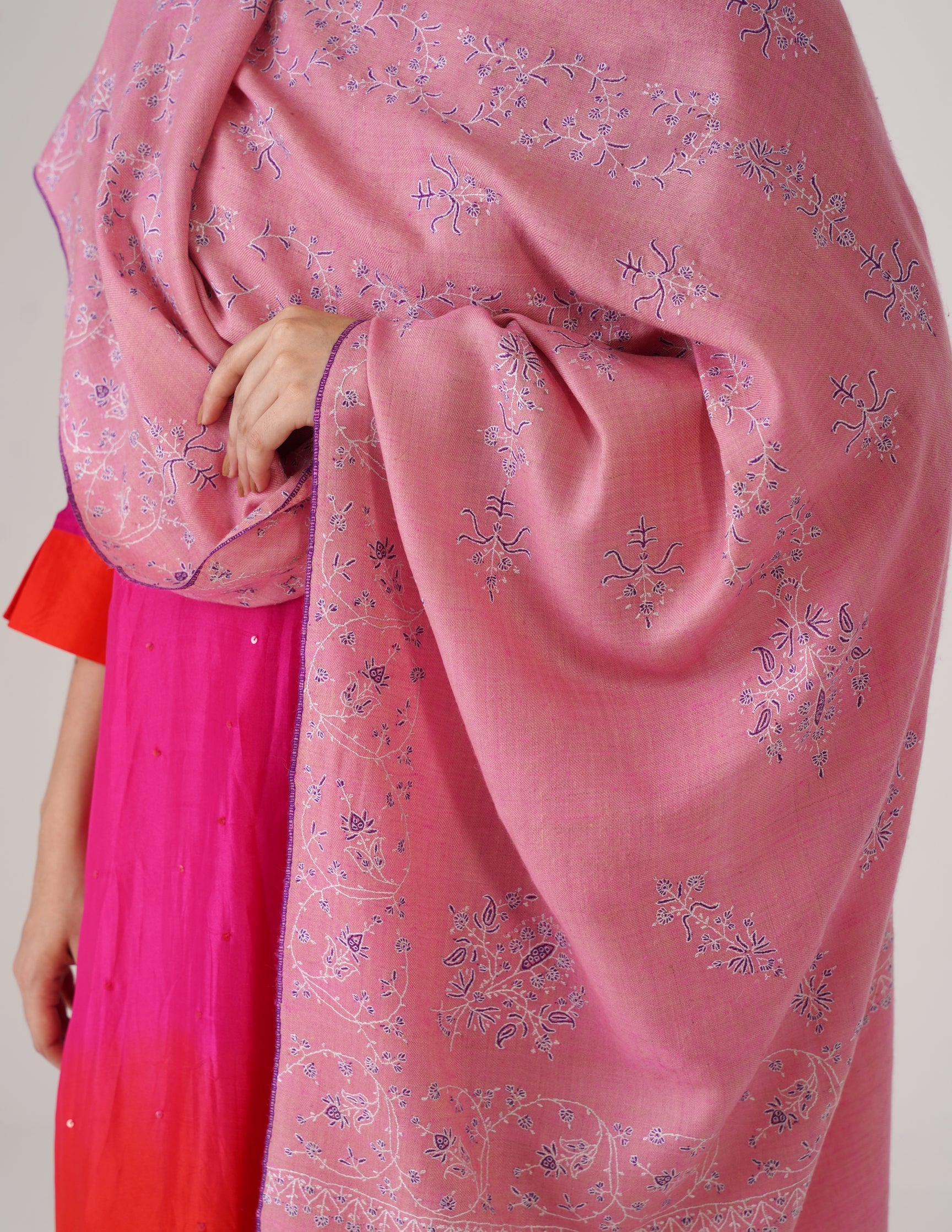 Kashmiri Handwoven Pashmina Sozni Stole Modern Design – Pink | Handwoven Heritage