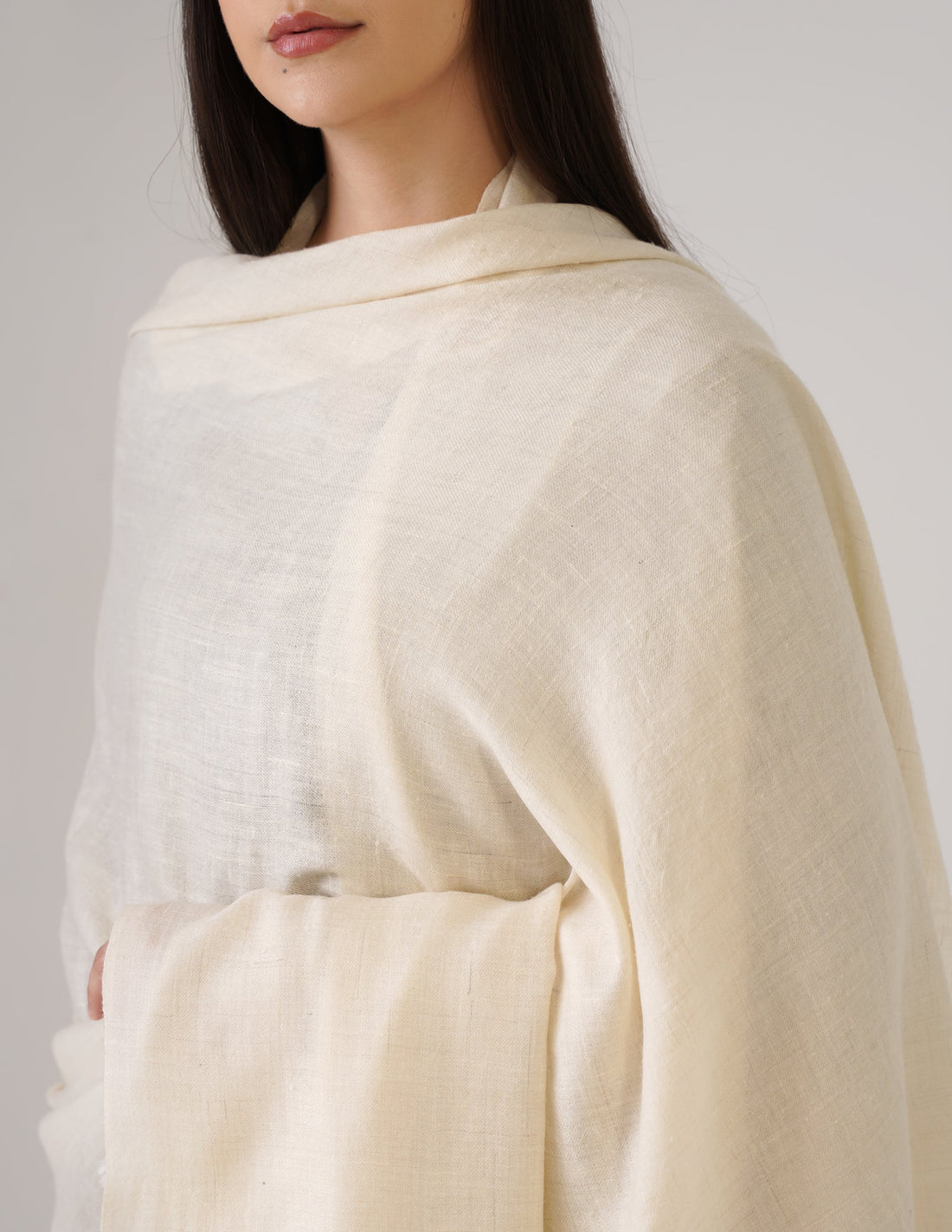 Kashmiri Handwoven Solid Cashmere Pashmina Shawl – Off White | Handwoven Heritage