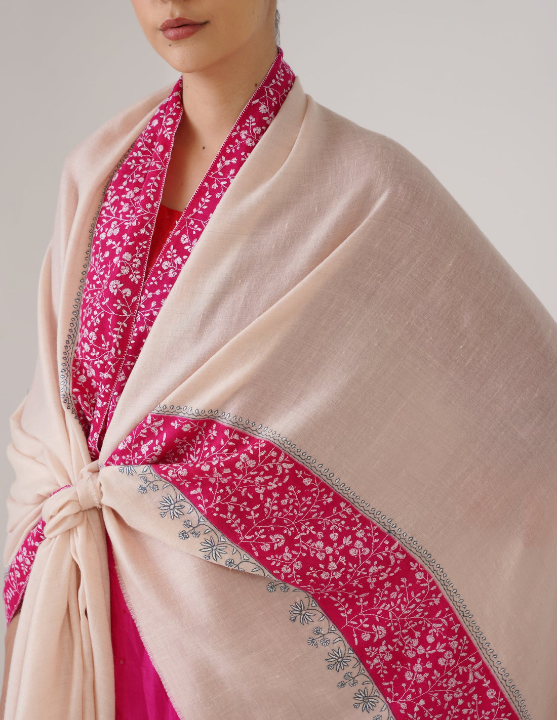 Kashmiri Handwoven Pashmina Sozni Shawl Modern Design – Light Peach | White & Grey Heritage - Kashmir Box