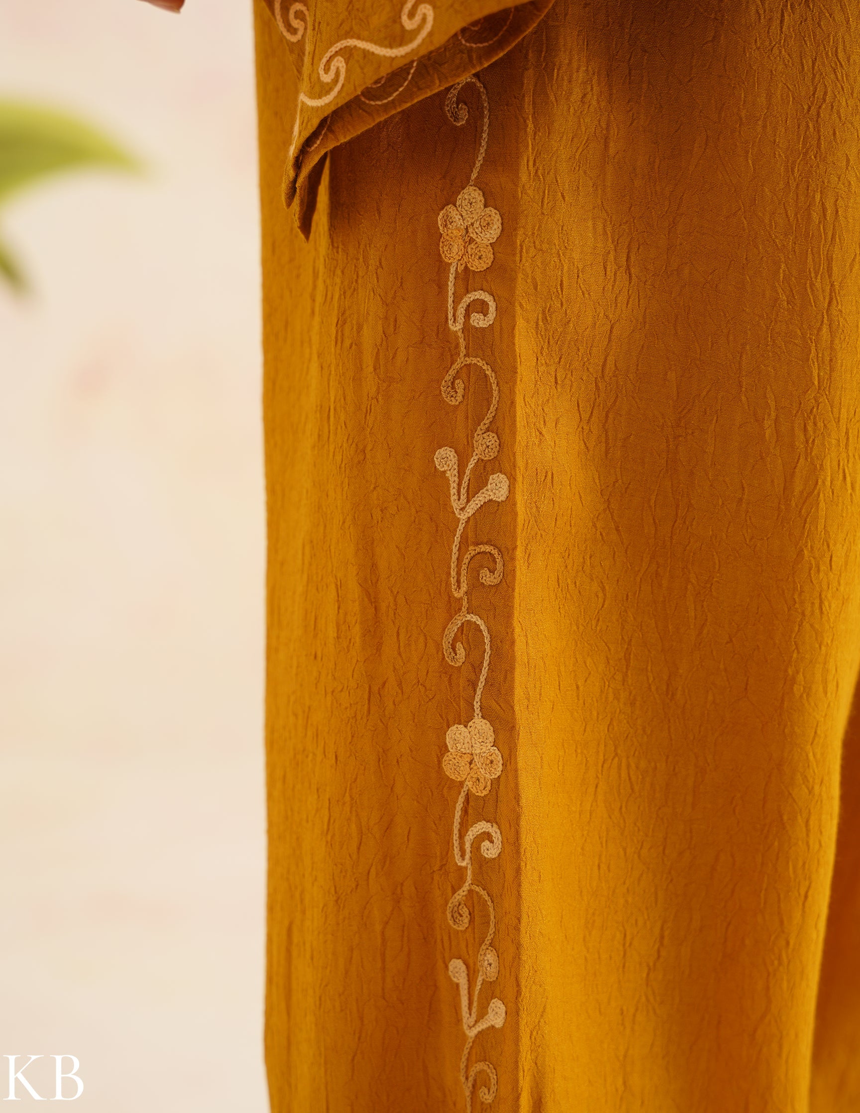 Mustard Brown Aari Embroidered Cotton Kaftan Set | Comfortable Loose-Fit Coordinated Outfit | Summer Ethnic Wear - Kashmir Box