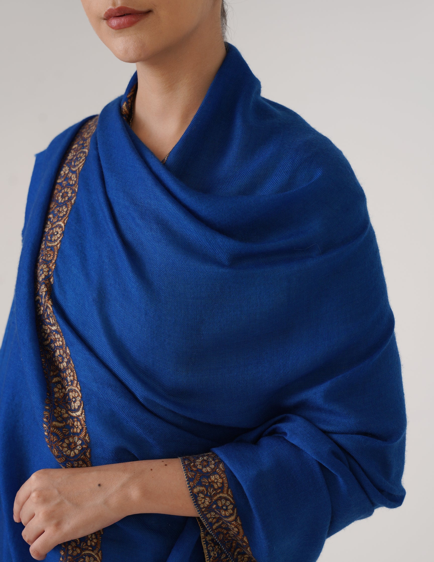 Kashmiri Handwoven Pashmina Sozni Shawl Doredaar – Blue | Brown & Mehendi Heritage - Kashmir Box