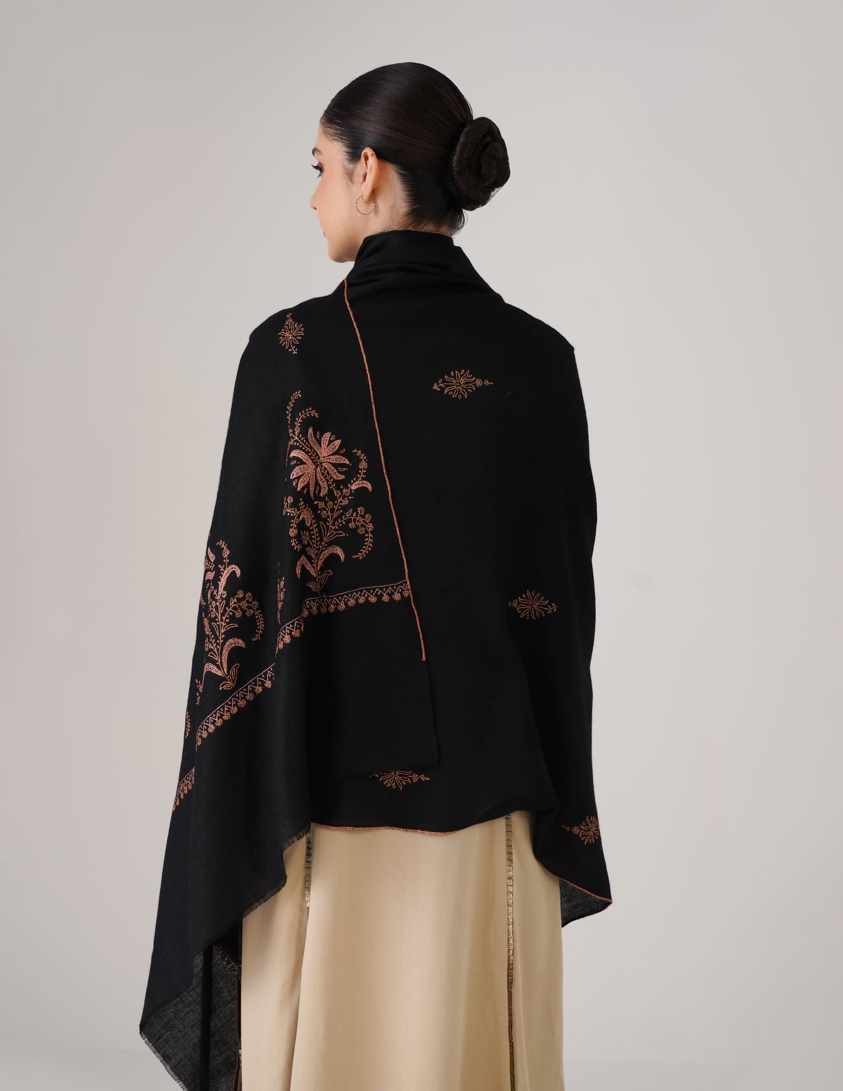 Kashmiri Handwoven Pashmina Sozni Shawl Bootidar – Black | Pink & Orange Heritage - Kashmir Box