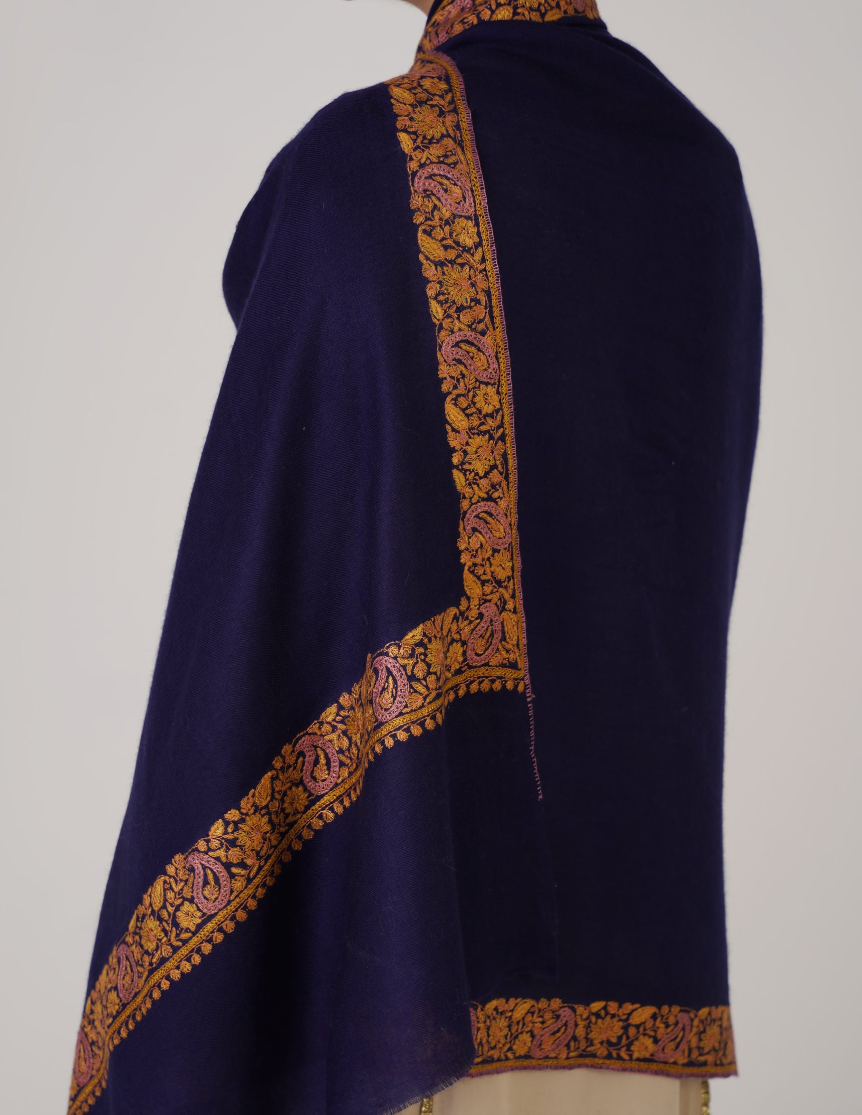 Kashmiri Handwoven Pashmina Sozni Shawl Doredaar – Navy Blue | Multicolour Heritage - Kashmir Box