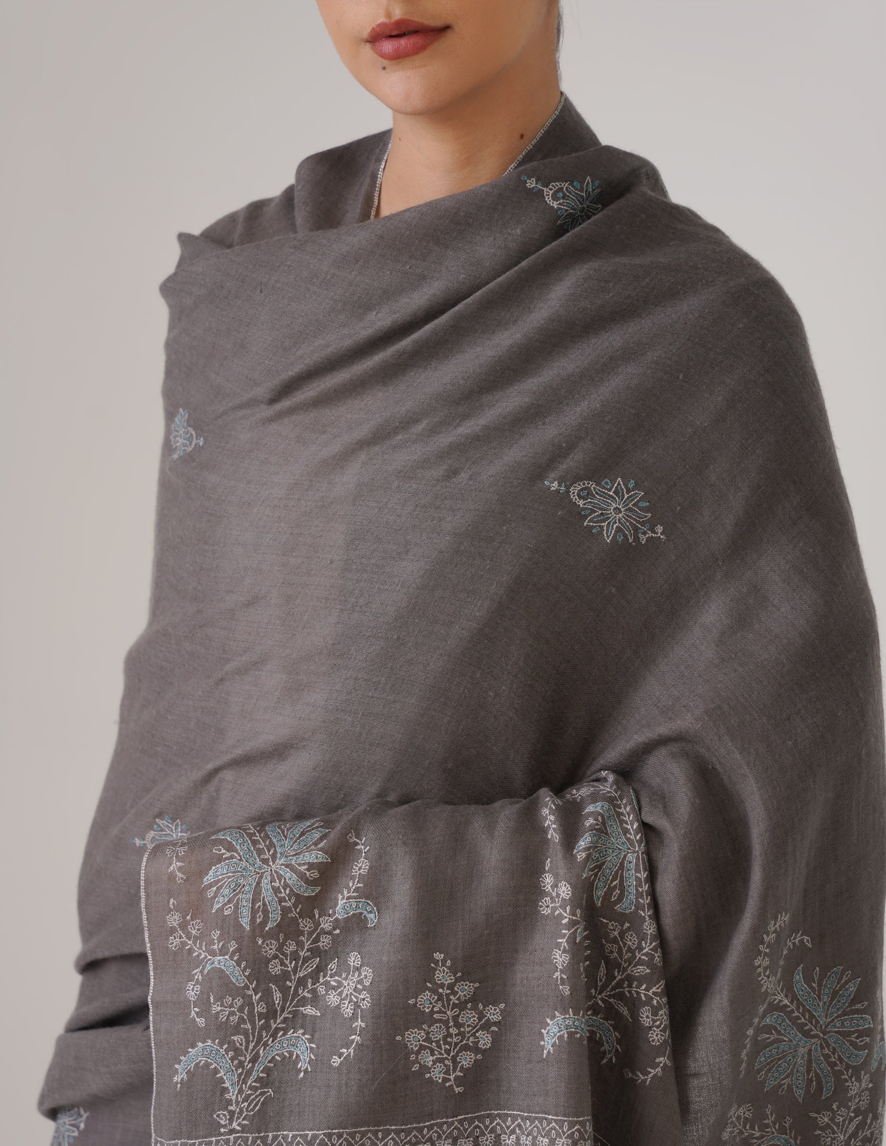 Kashmiri Handwoven Pashmina Sozni Shawl Bootidar – Grey | Blue & Light Grey Heritage - Kashmir Box