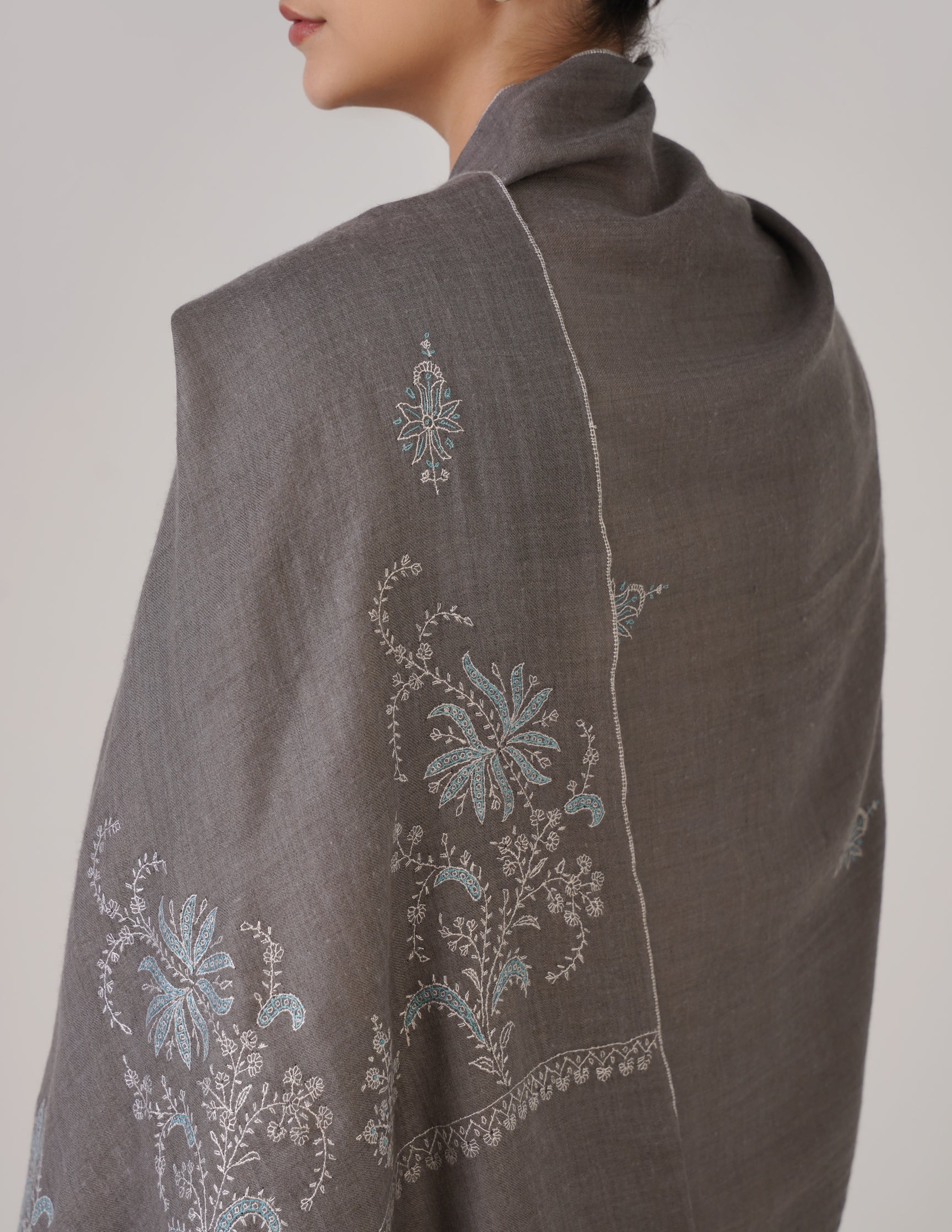 Kashmiri Handwoven Pashmina Sozni Shawl Bootidar – Grey | Blue & Light Grey Heritage - Kashmir Box