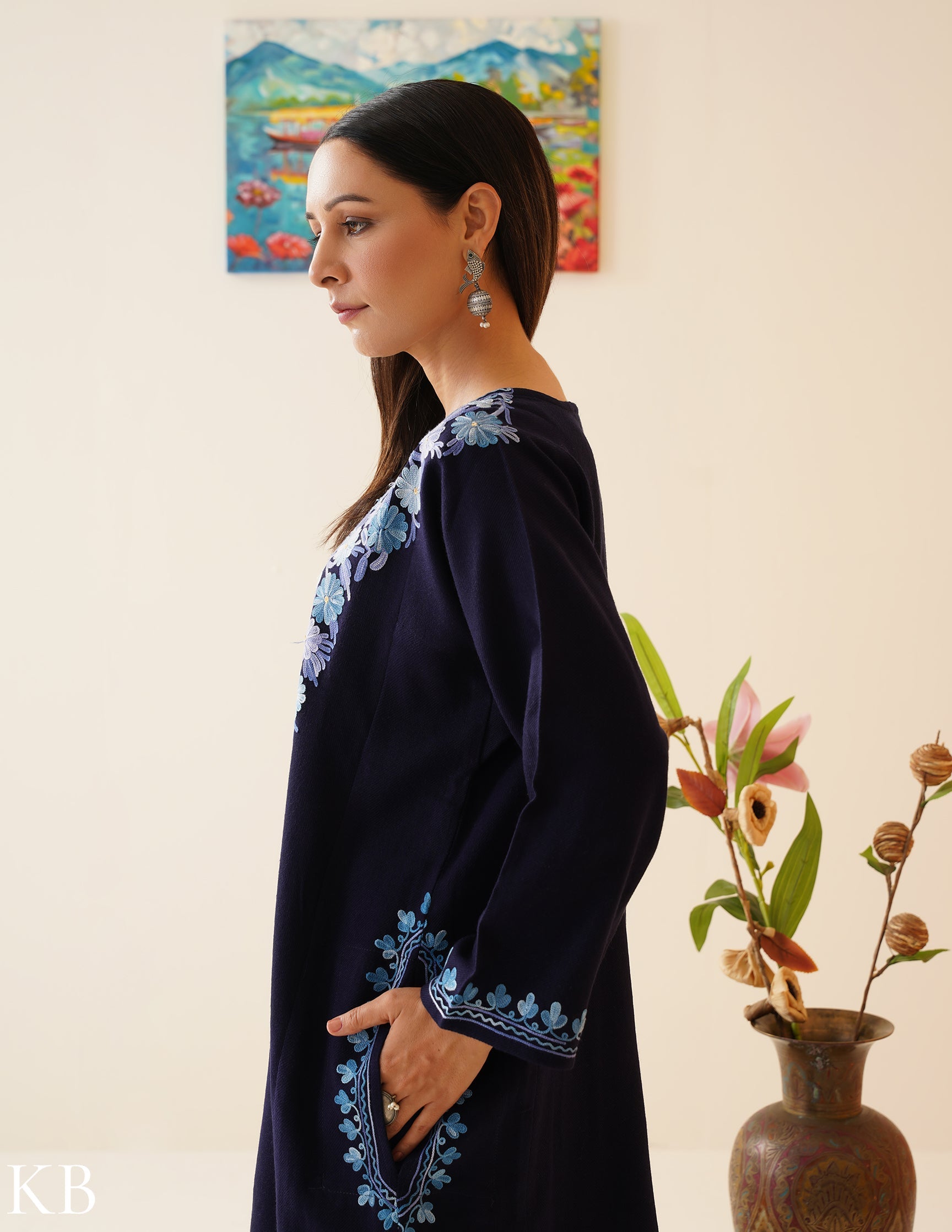 Rang-e-Khizan Navy Blue Posy Aari Phiran - Kashmir Box