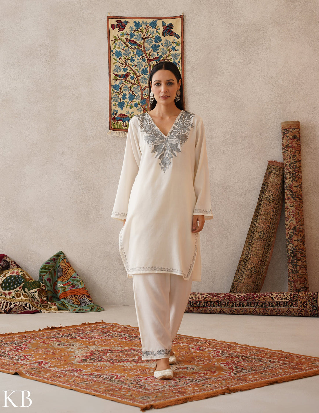 meHER Cream White Kashmiri Silver Zari Woollen Co-ord Set - Kashmir Box