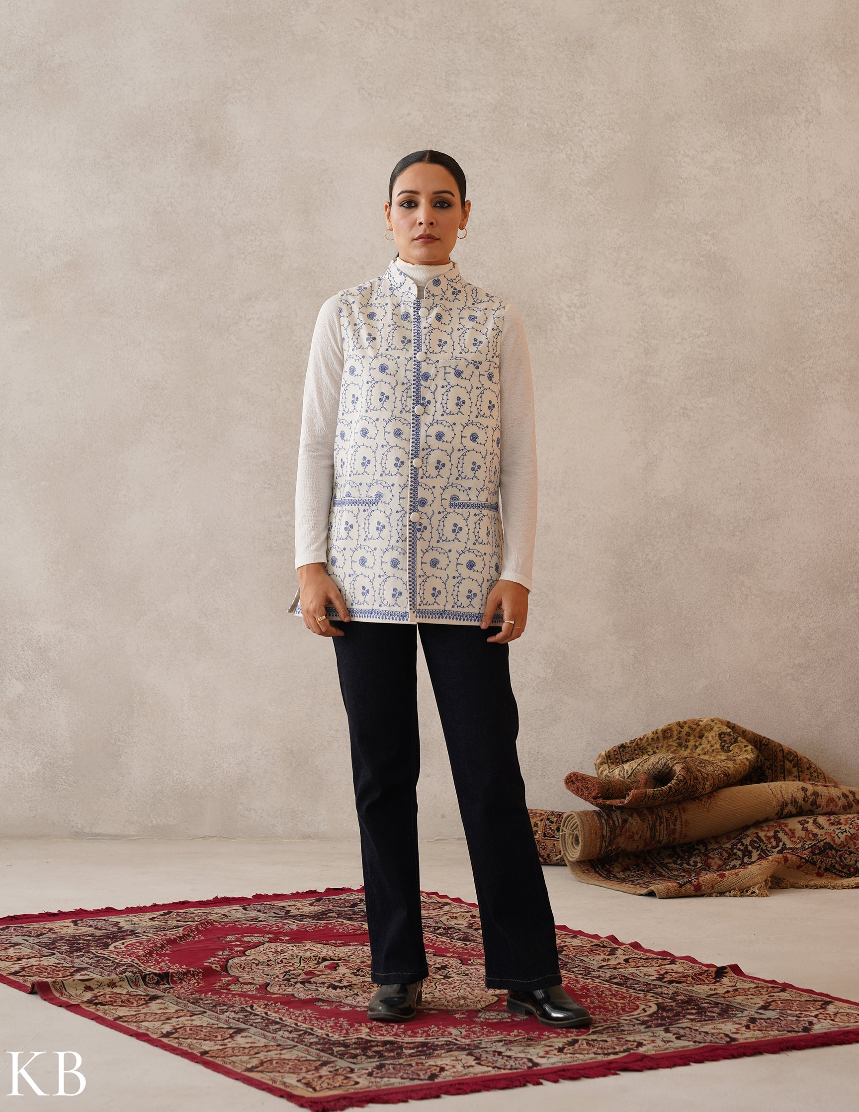 Nayaab Off-White Kashmiri Blue Sozni Fine Wool Waistcoat - Kashmir Box