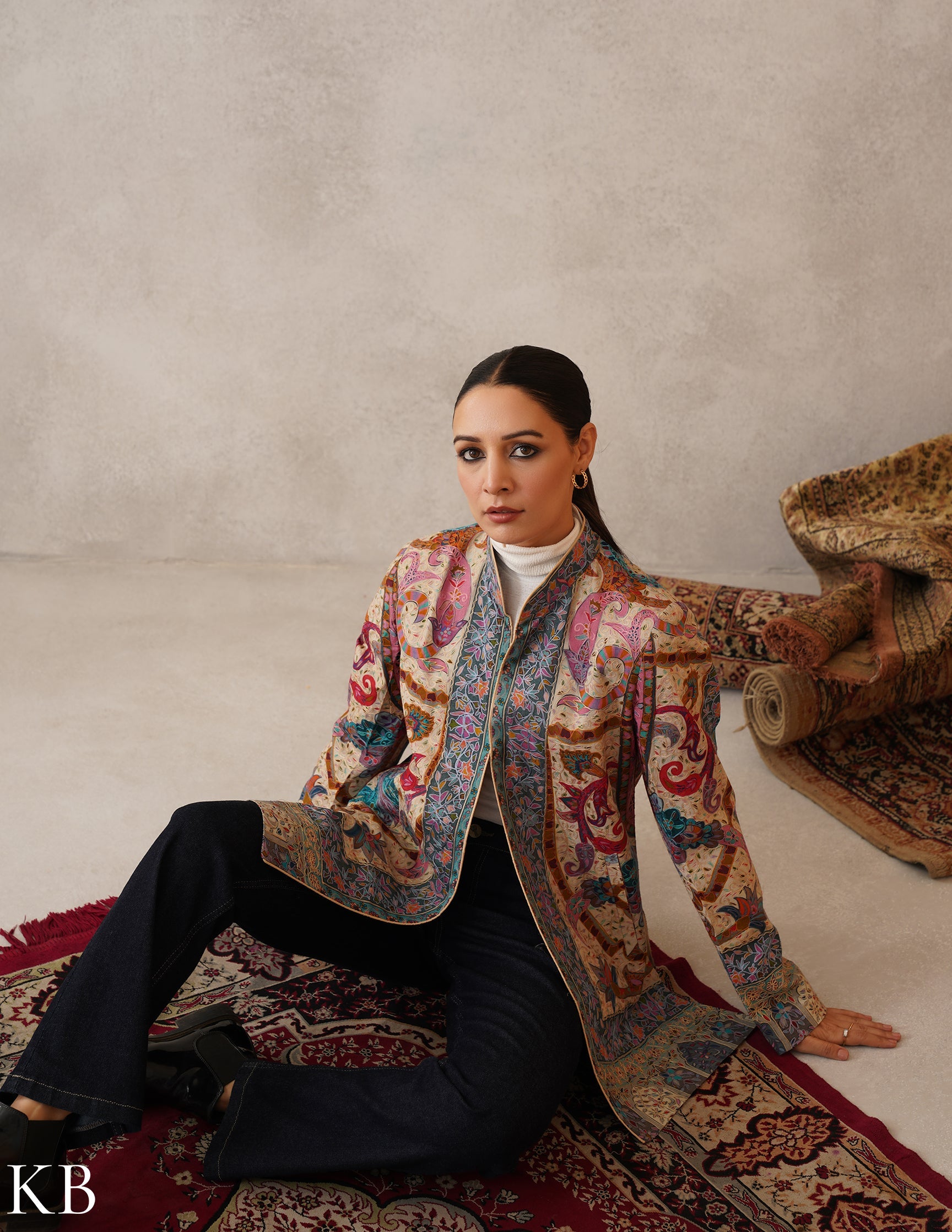 Nayaab Multicolour Kalamkari Print Sozni Outlined Fine Wool Jacket