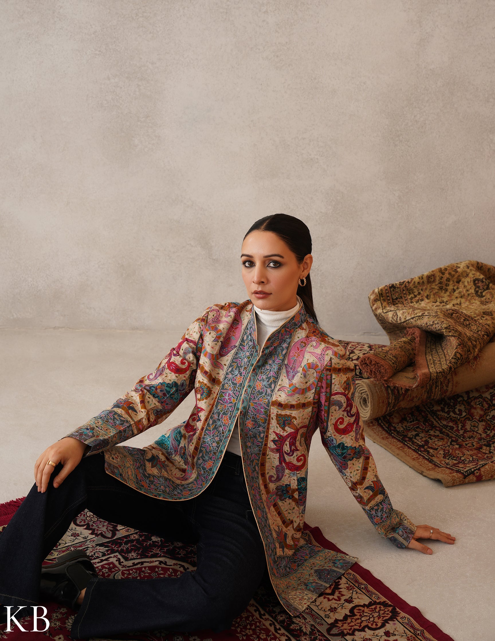 Nayaab Multicolour Kalamkari Print Sozni Outlined Fine Wool Jacket