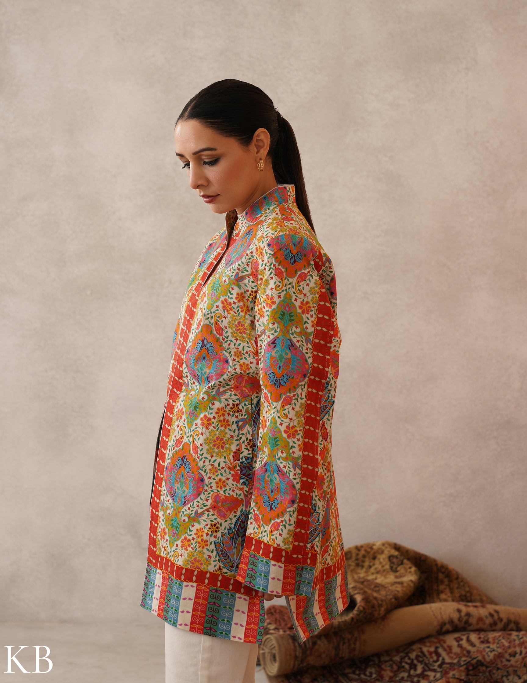 Nayaab Cream Kalamkari Print Sozni Outlined Fine Wool Jacket - Kashmir Box