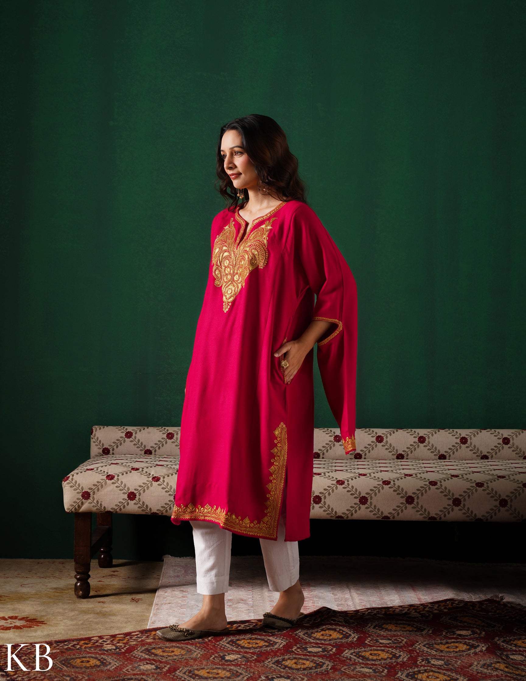 Kashmiri Golden Boti Tilla Embroidered Woollen Phiran – Magenta Pink | Handcrafted Heritage