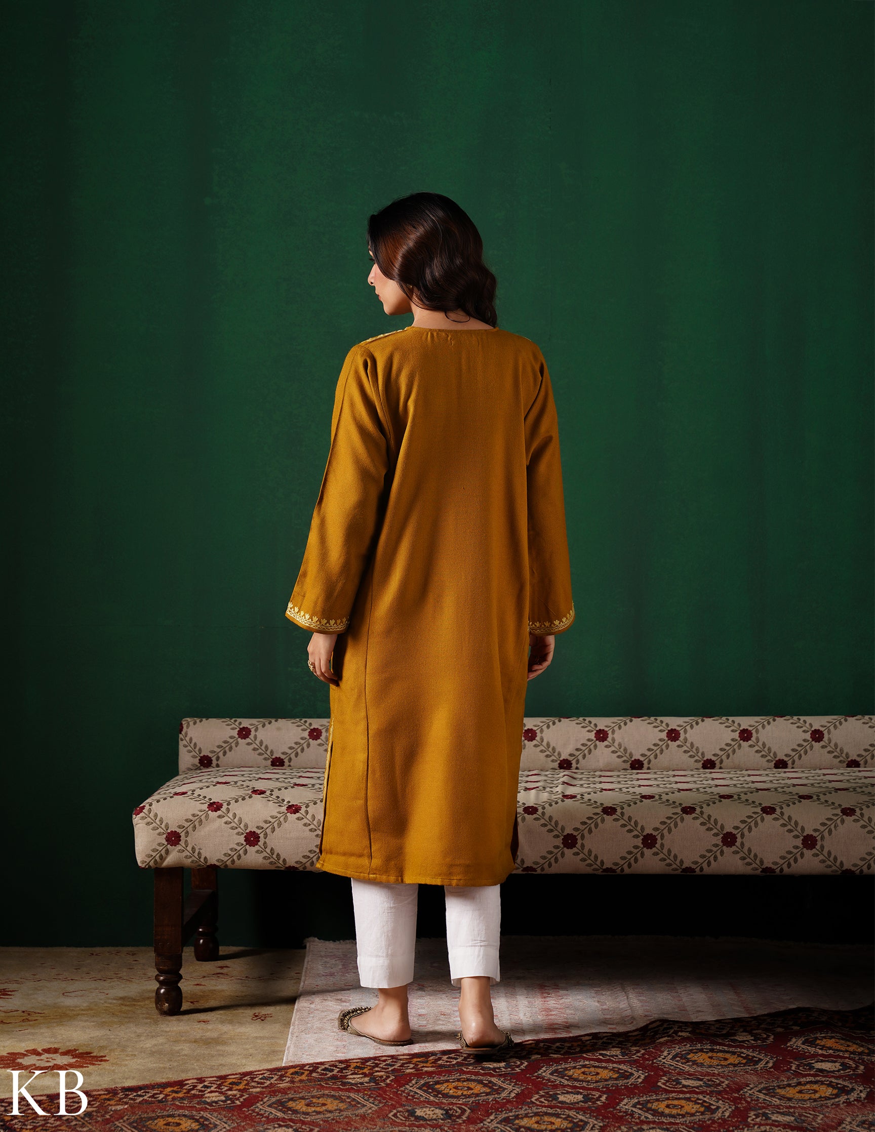 Kashmiri Light Mustard Aari Embroidered Woollen Phiran – Mustard | Timeless Winter Wear