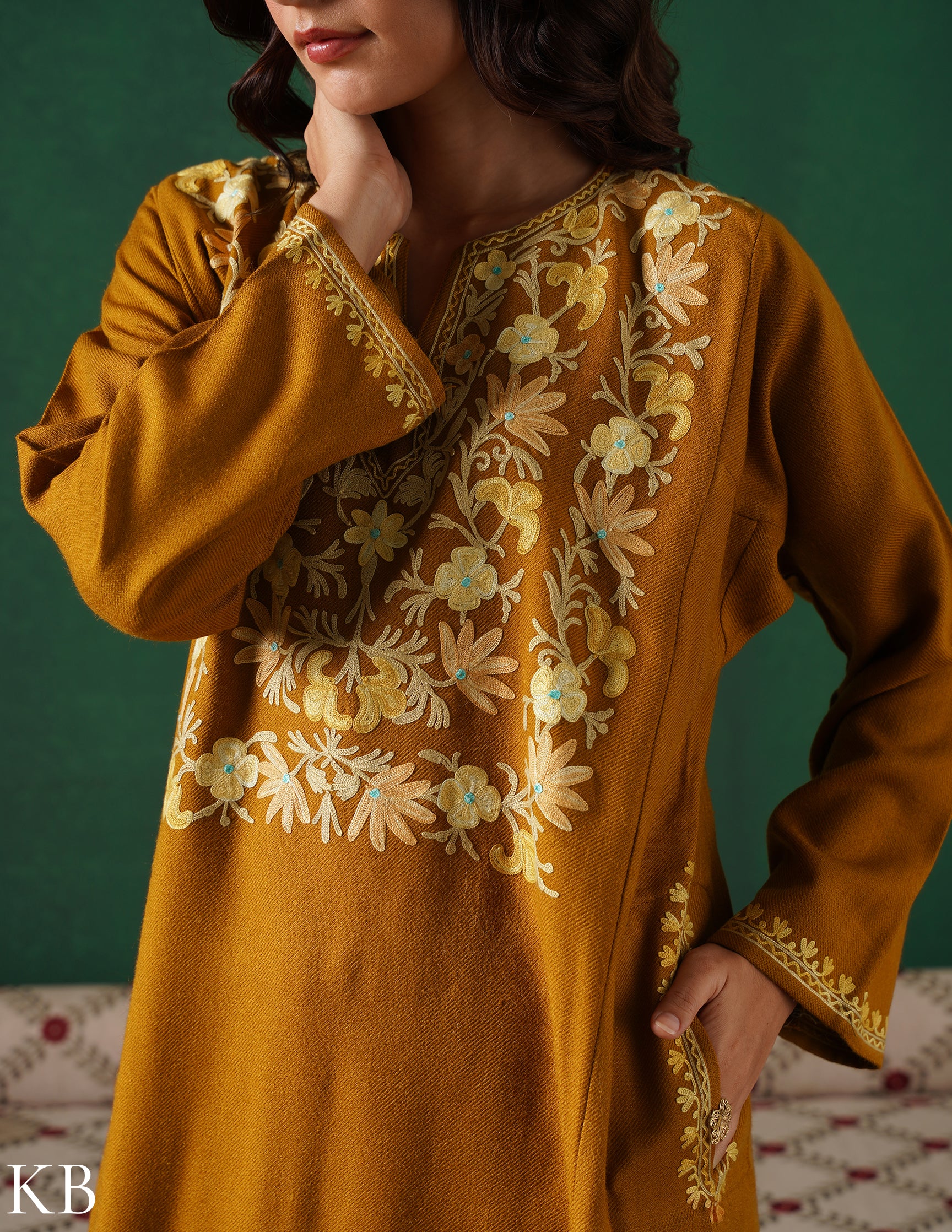 Kashmiri Light Mustard Aari Embroidered Woollen Phiran – Mustard | Timeless Winter Wear