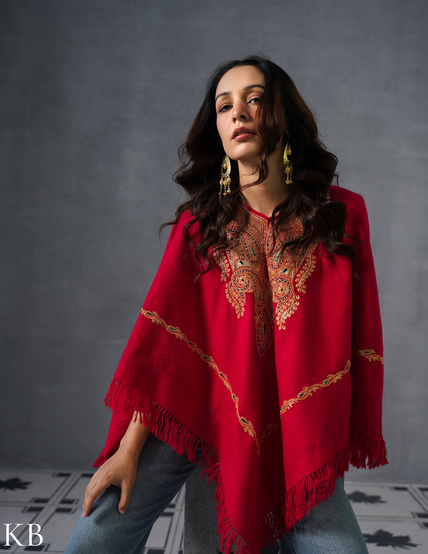Kashmiri Golden Boti Tilla Embroidered Woollen Poncho – Red | Handcrafted Heritage
