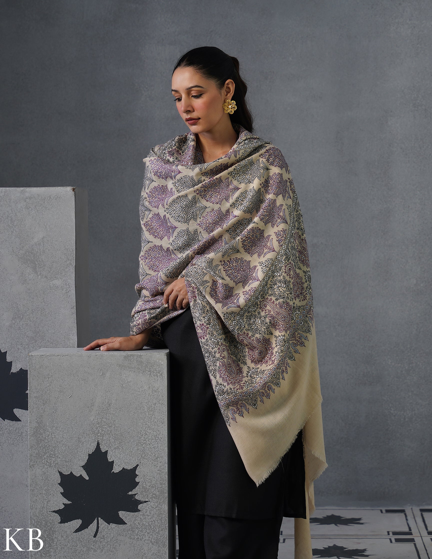 Kashmiri Handwoven Pashmina Bootidar Sozni Shawl – Cream & Lavender | Handwoven Heritage - Kashmir Box