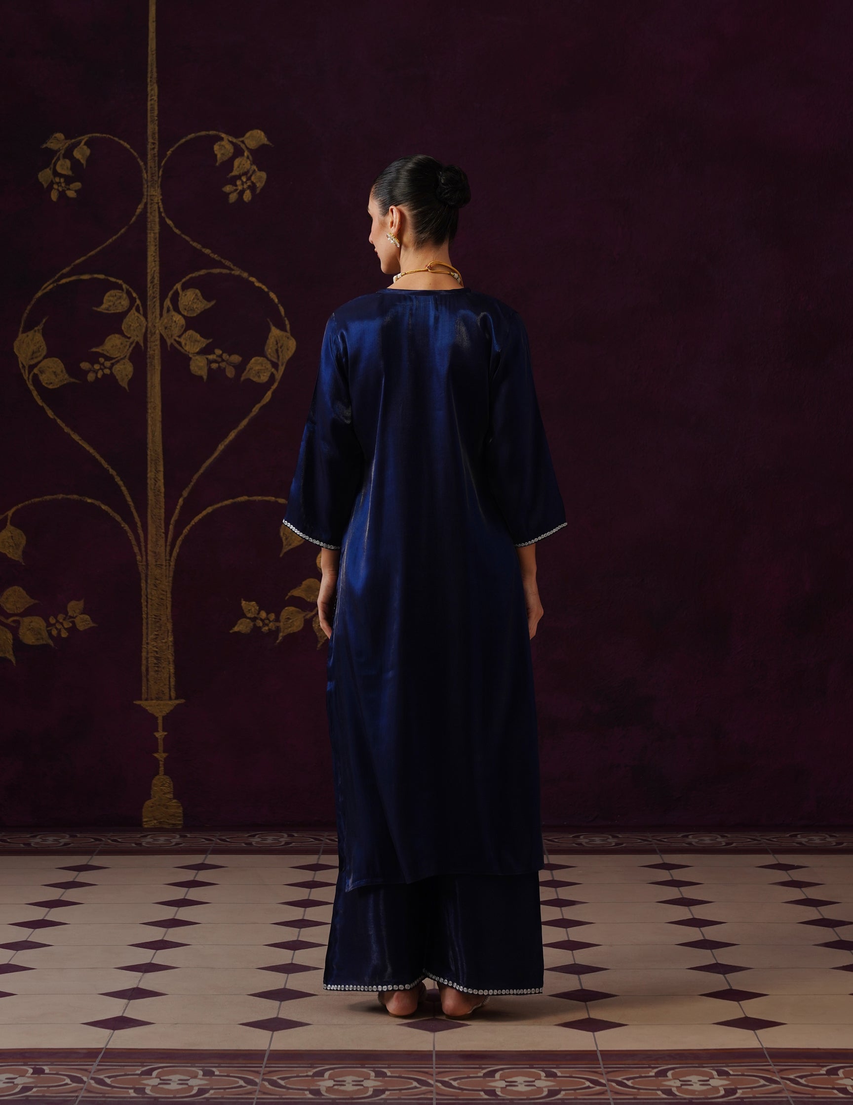 Kashmiri Tilla & Thread Embroidered Silk Co-ord Set – Midnight Blue
