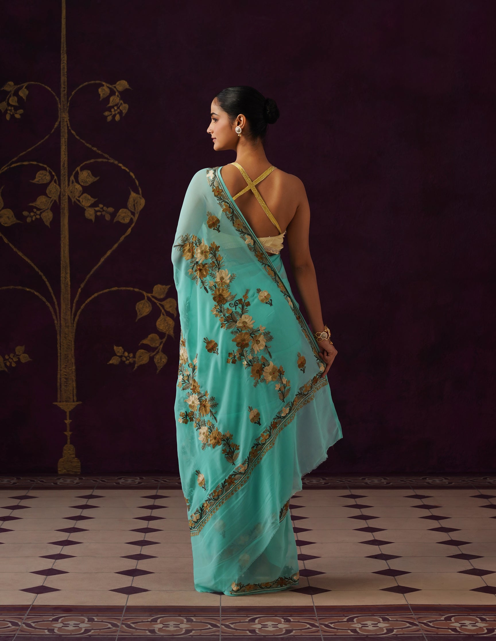 Kashmiri Aari Embroidered Georgette Saree – Turquoise