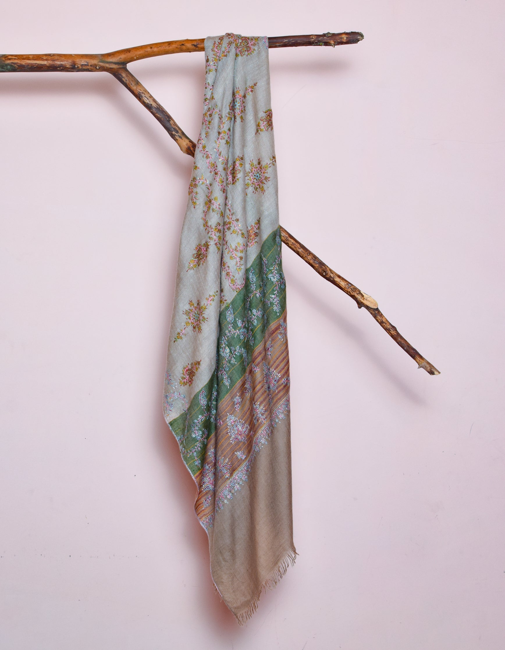 Modern Ash Grey Handwoven Sozni Embroidered Cashmere Pashmina Stole