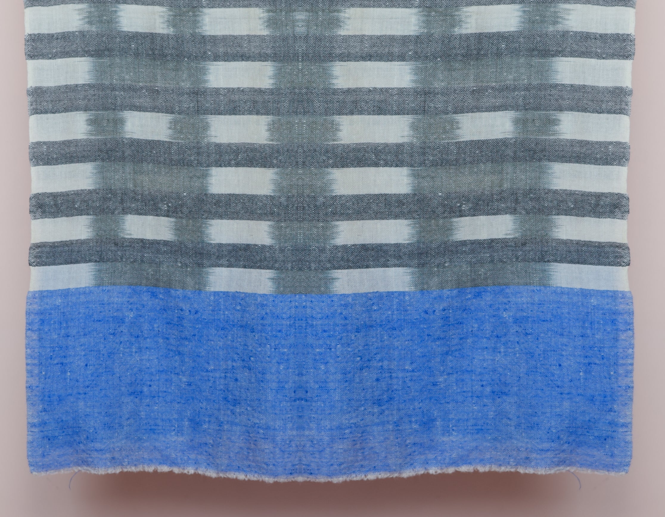 Black n White Stripes Handwoven Ikat Pattern Cashmere Pashmina Stole - Kashmir Box