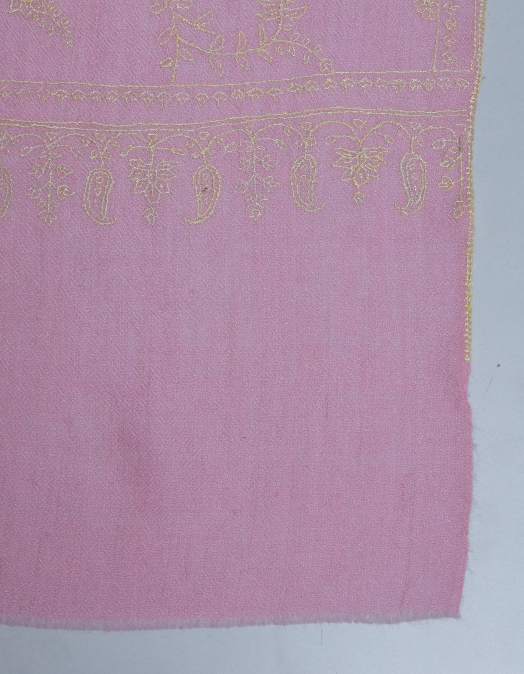 Soft pink Handwoven Jaali Embroidered Cashmere Pashmina Stole