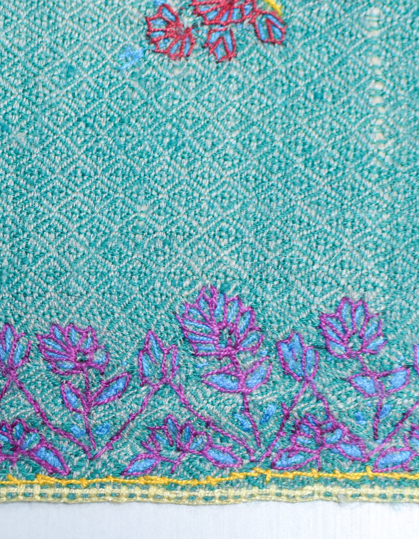 Modern Multicolour Handwoven Embroidered Cashmere Pashmina Stole - Kashmir Box