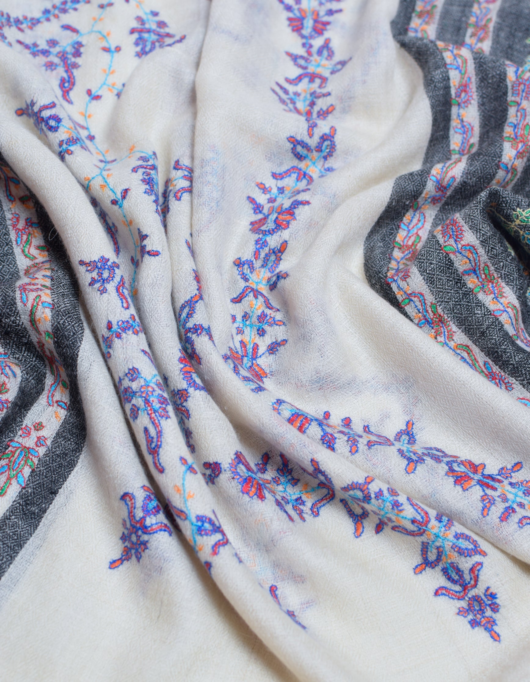 Modern Cream Multi-Pattern Handwoven Embroidered Cashmere Pashmina Stole - Kashmir Box