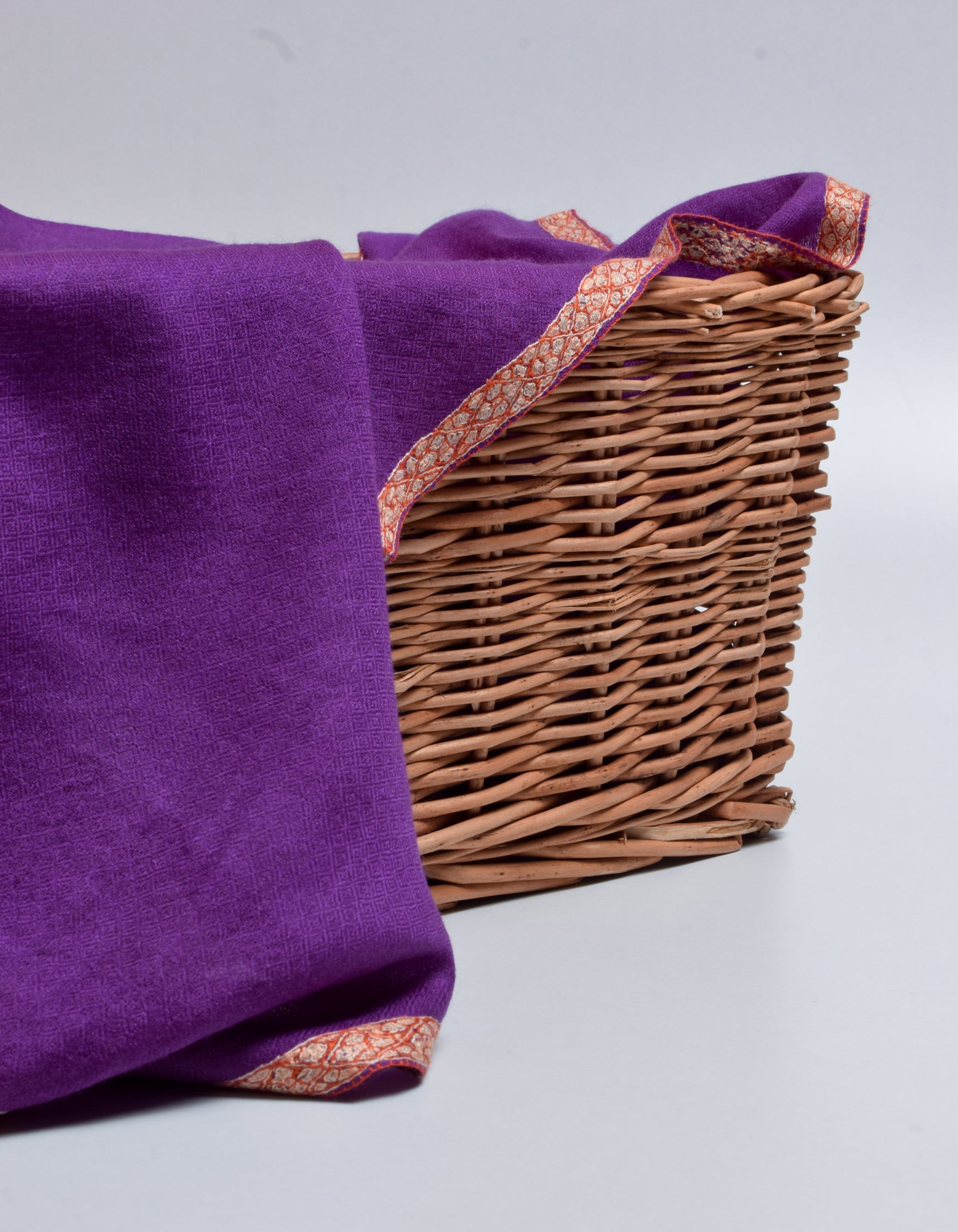 Royal Purple Handwoven Sozni Border Embroidered Cashmere Pashmina Shawl - Kashmir Box