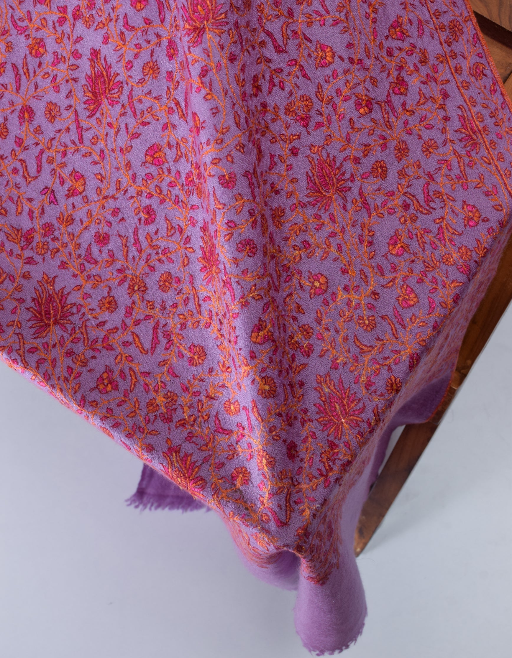Lavender Handmade Sozni Certified Jaali Embroidered Cashmere Pashmina Stole