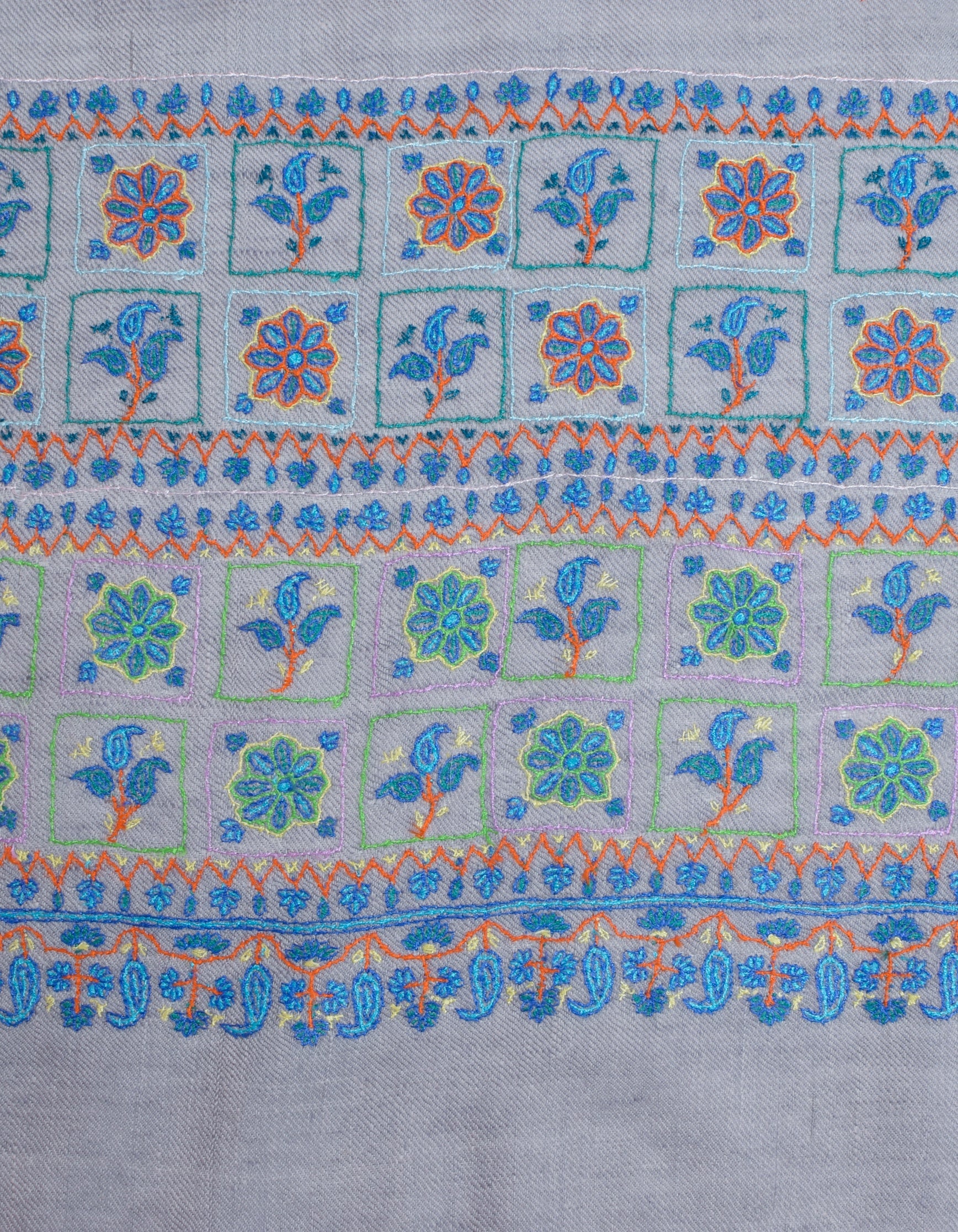 Ash Grey Handwoven Sozni Border Embroidered Cashmere Pashmina Stole - Kashmir Box