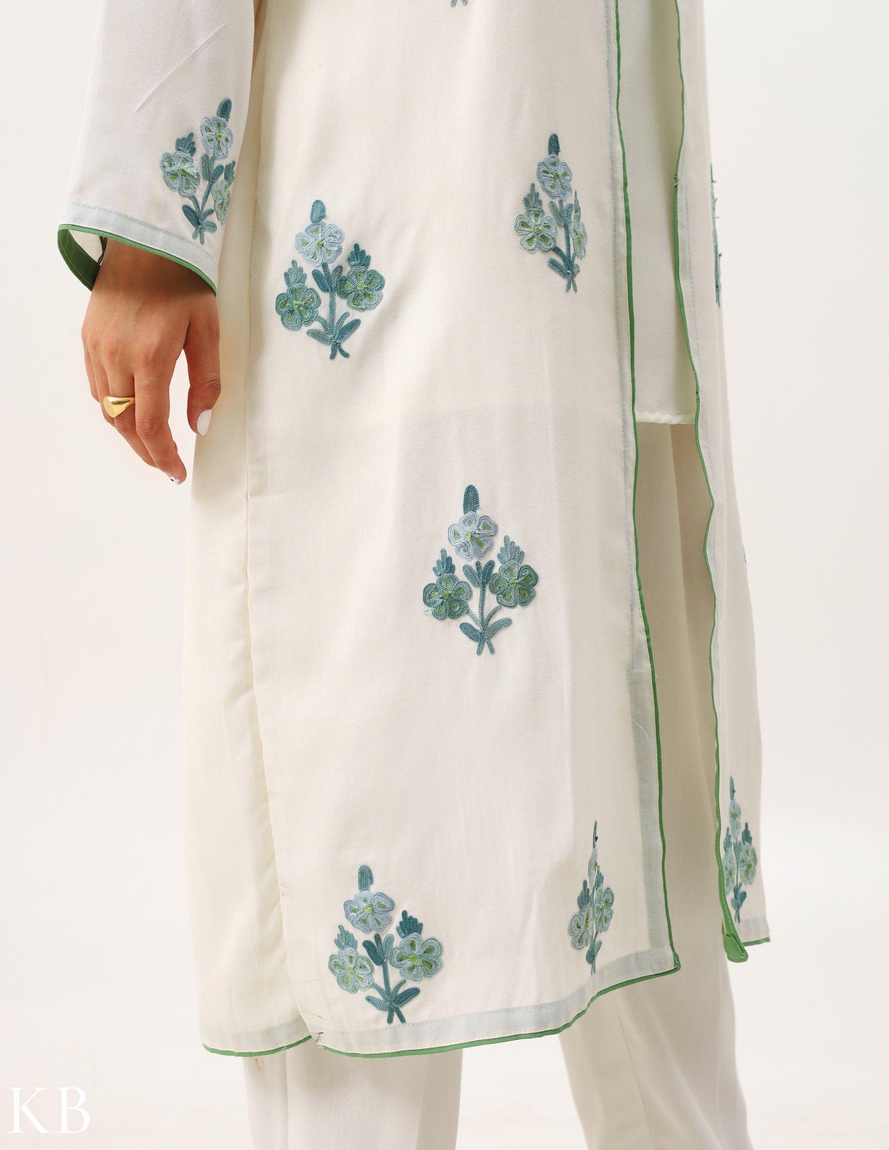 Creamy White Embroidered Jacket Co-ord Set - Kashmir Box