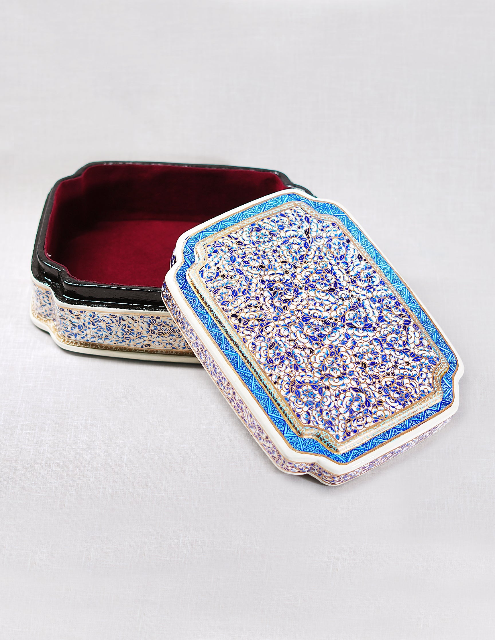 Papier-Mâché Storage Box — Hand-Painted Design | 16 cm (L) × 21 cm (B) × 7 cm (H)