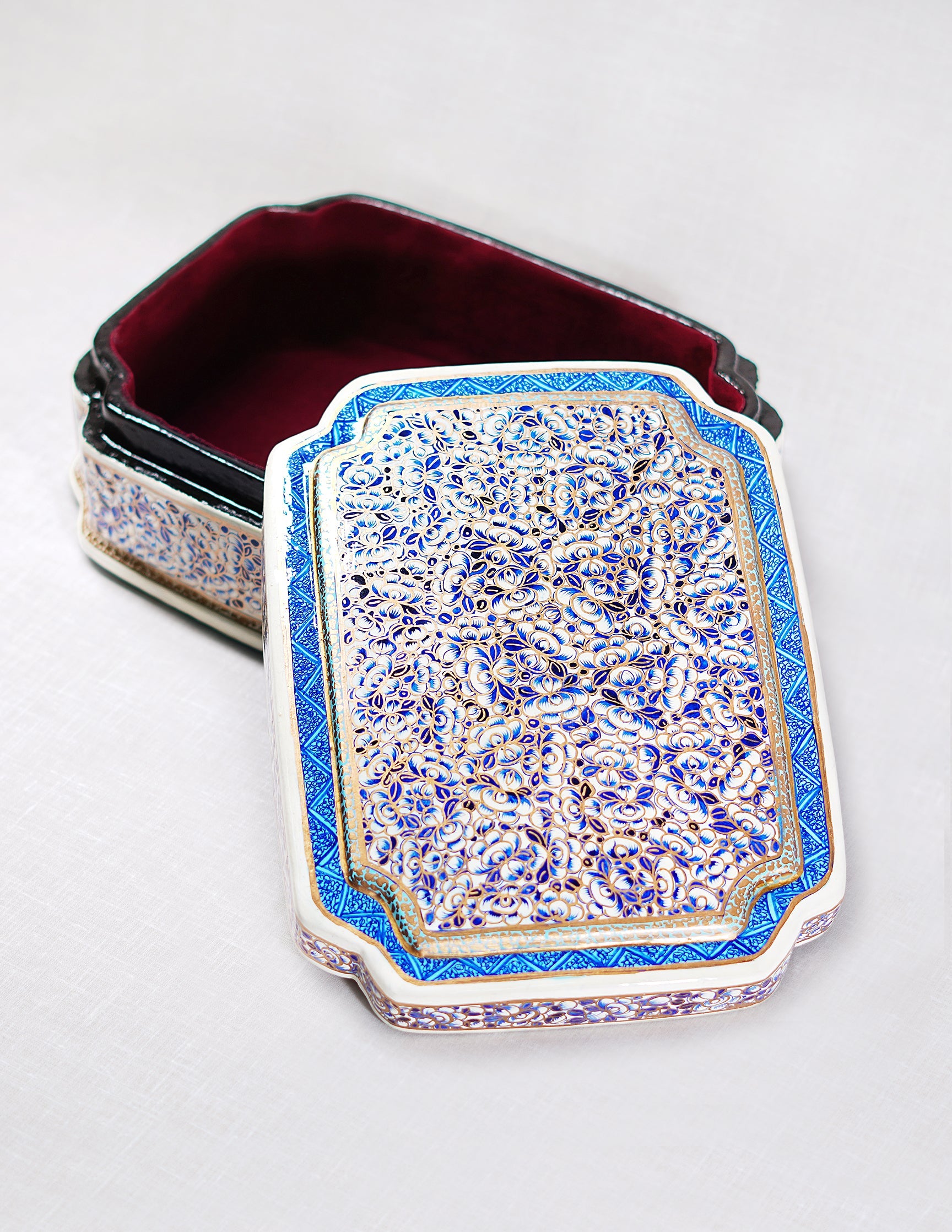 Papier-Mâché Storage Box — Hand-Painted Design | 16 cm (L) × 21 cm (B) × 7 cm (H)