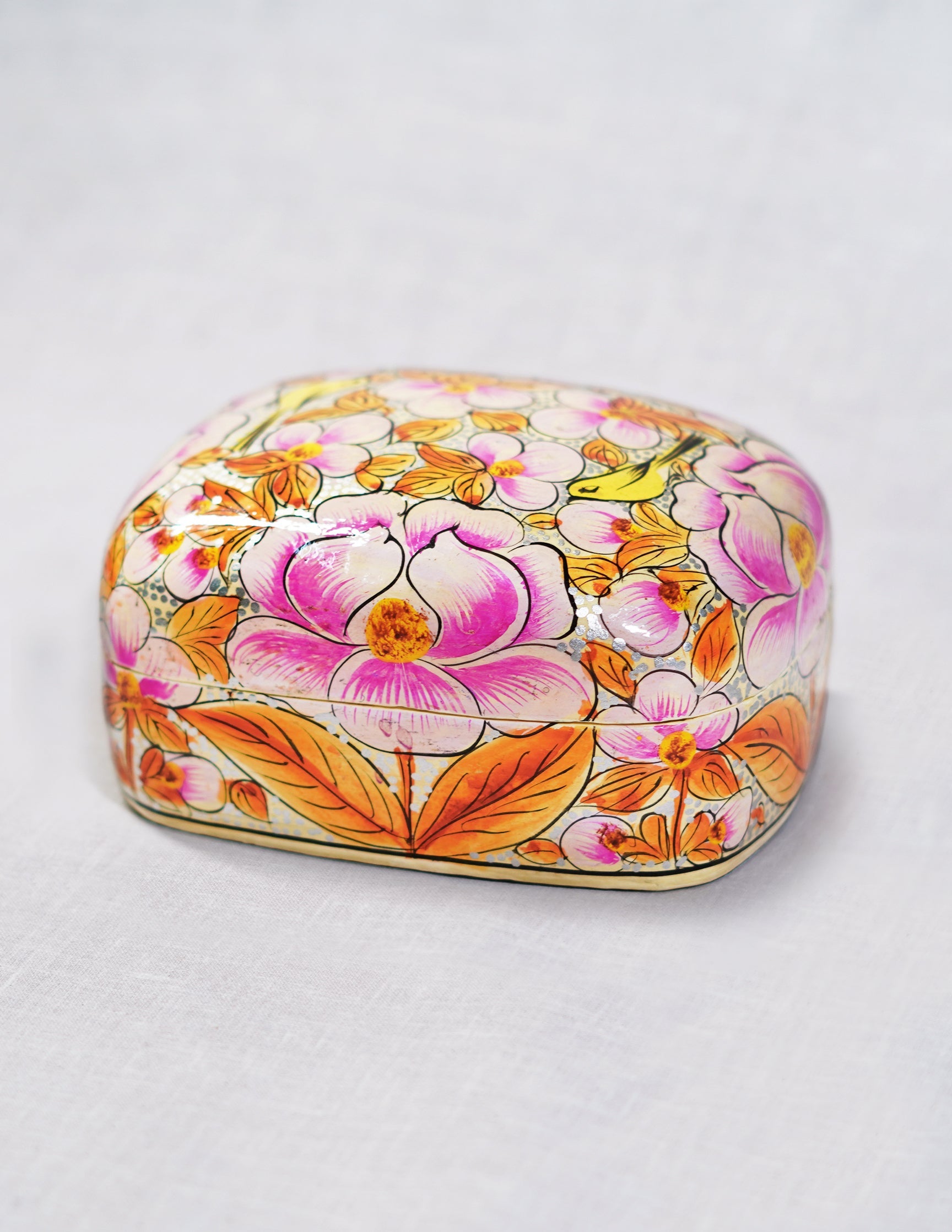 Papier-Mâché Trinket Box — Hand-Painted Design | 9.25 cm (L) × 12 cm (B) × 5.5 cm (H)