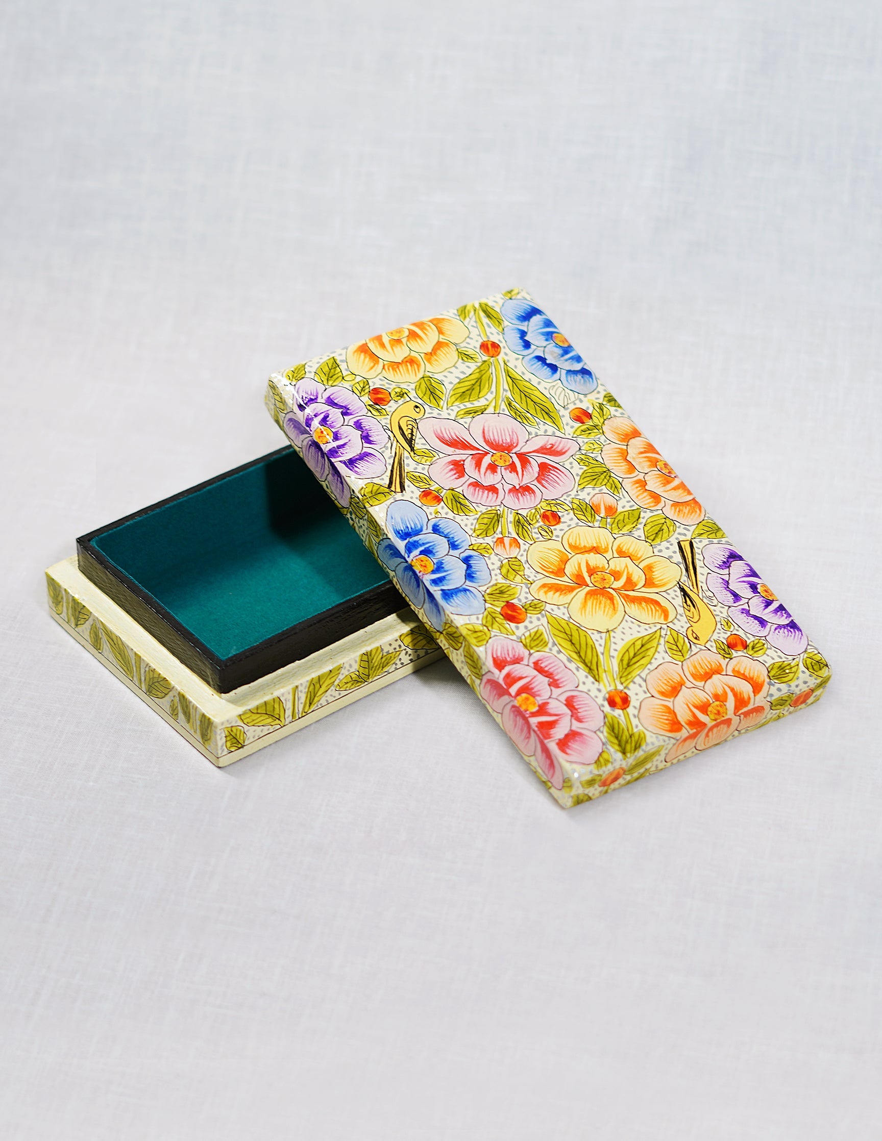 Papier-Mâché Flat Box — Hand-Painted Design | 10 cm (L) × 17.5 cm (B) × 3.5 cm (H)