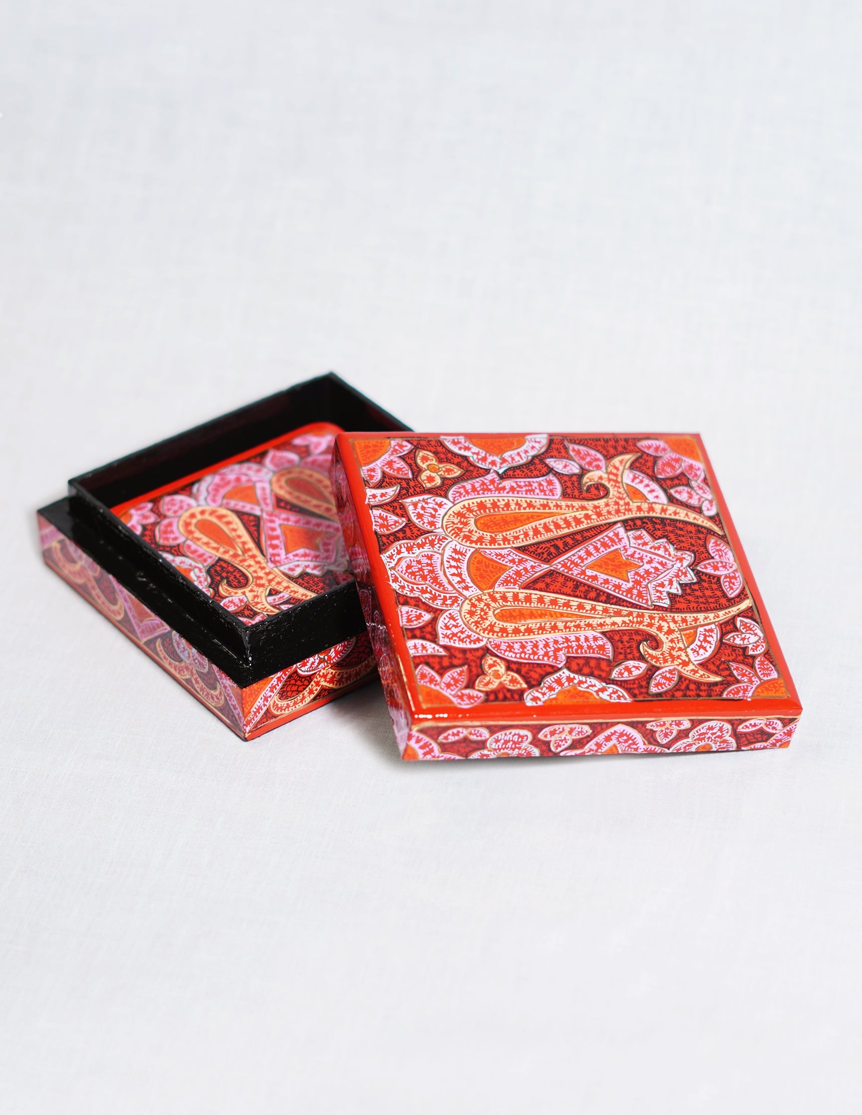 Papier-Mâché Coaster Set — Hand-Painted Design | 11 cm (L) × 11 cm (B) × 3.5 cm (H)