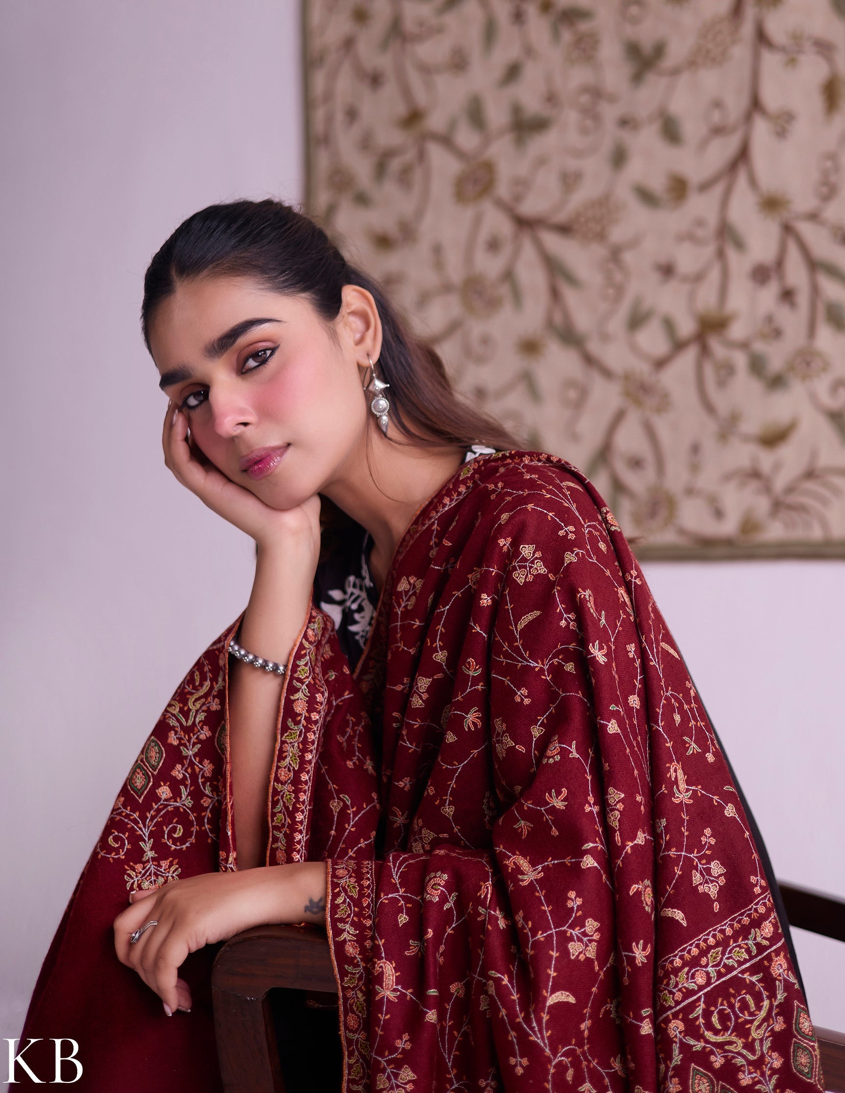 Kashmiri Handwoven Pashmina Jaali Sozni Shawl – Maroon | Handwoven Heritage