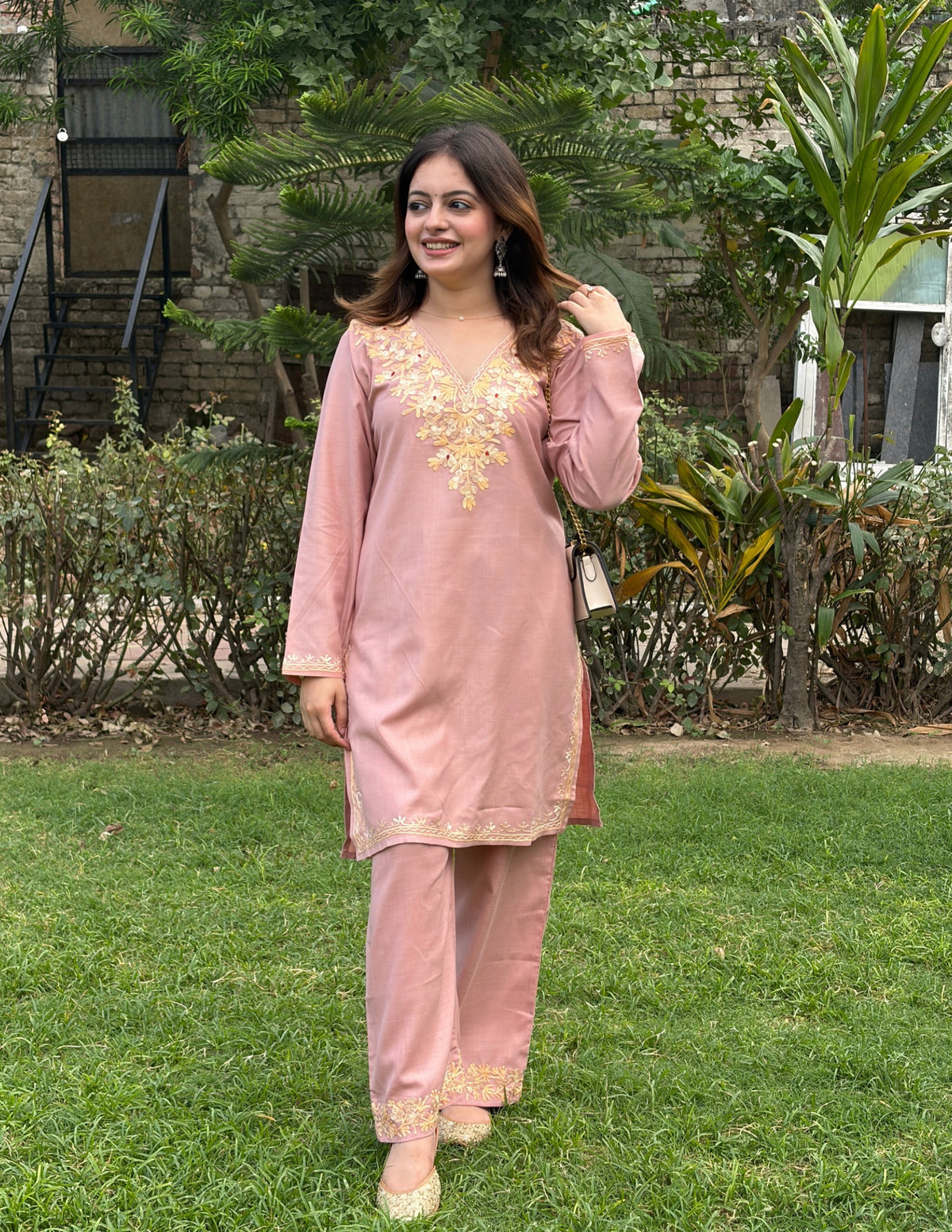 Nigeen Kashmiri Aari Dusky Pink Co-ord Set
