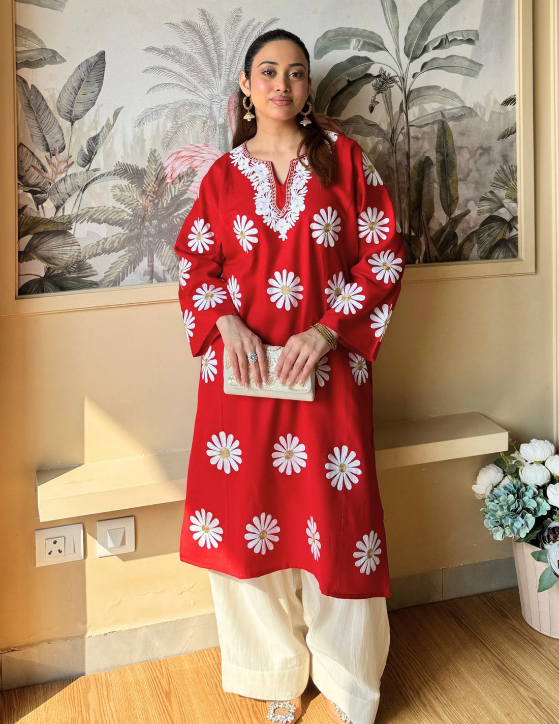 Kashmiri White Aari & Silver Zari Embroidered Woollen Phiran – Maroon | Timeless Winter Wear