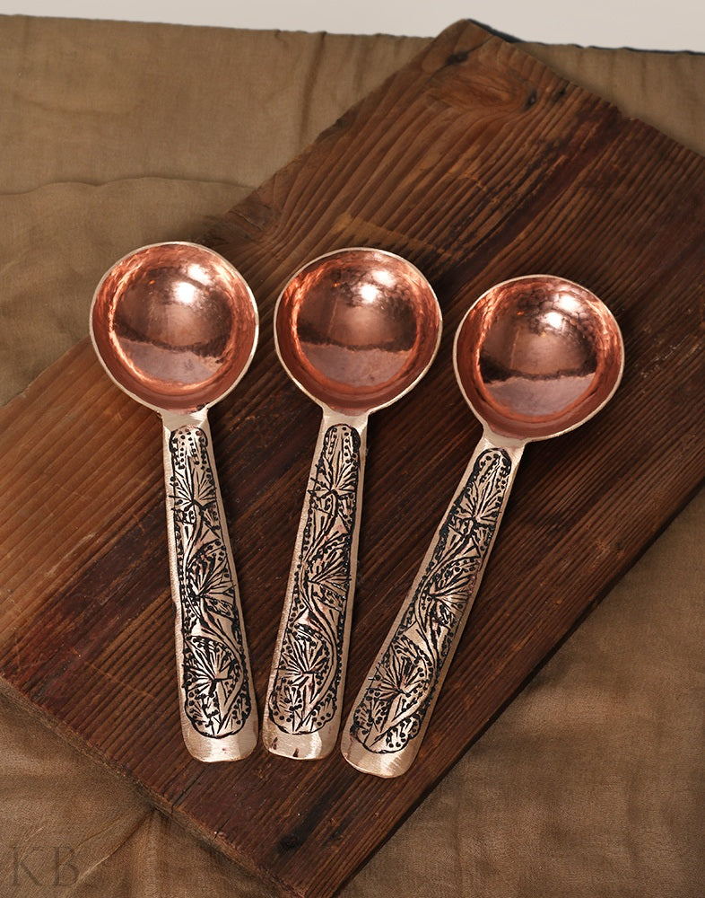 Elite Copper Curry Spoon - KashmirBox.com